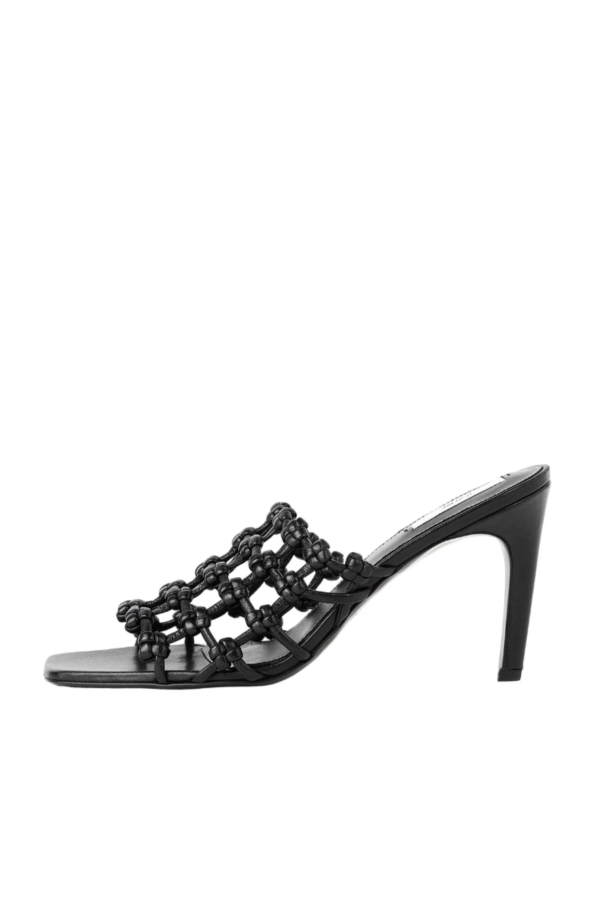 Totême 85 Braided Leather Mule