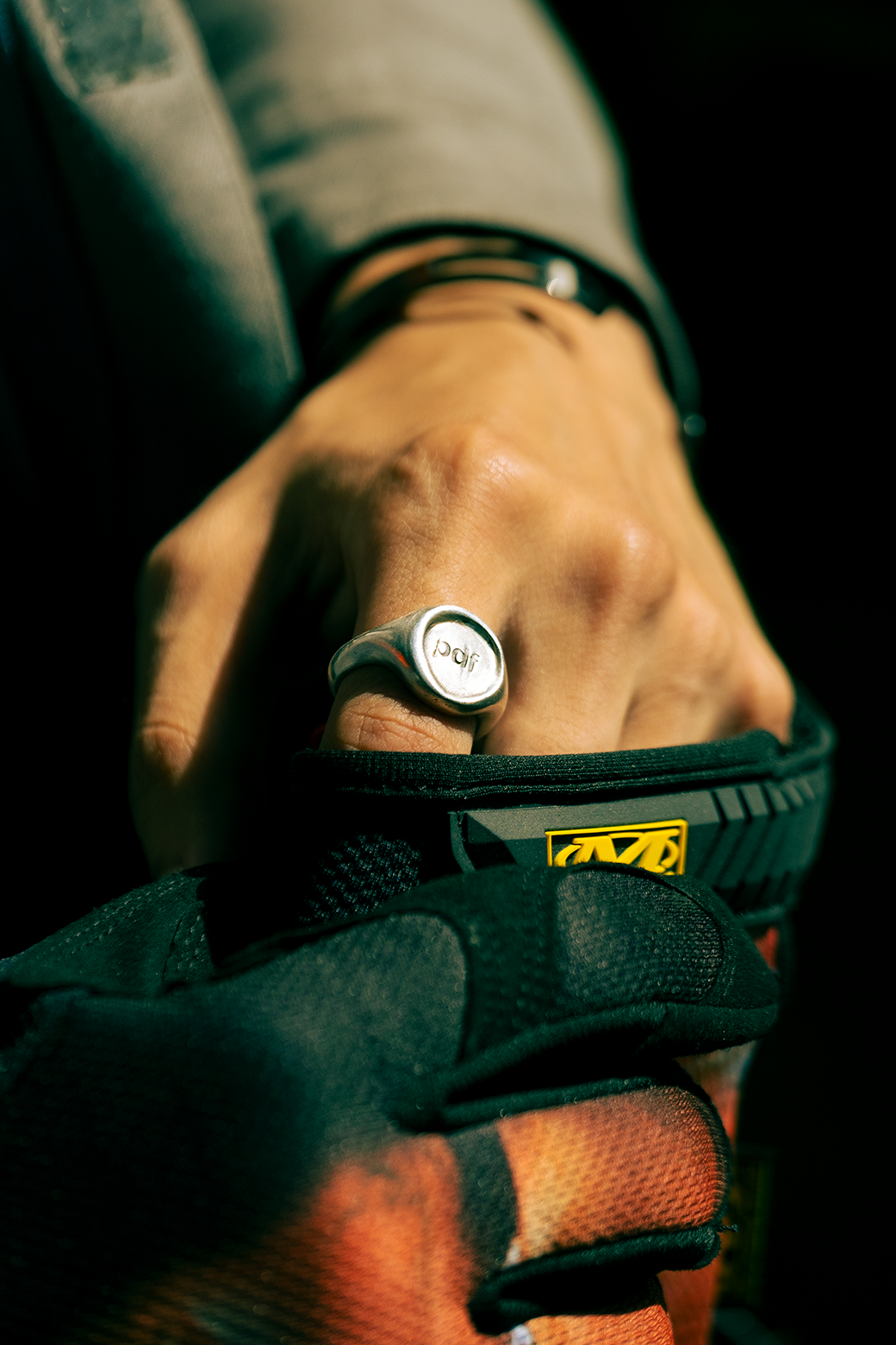 titleofwork Archive.pdf x Artifact Ring