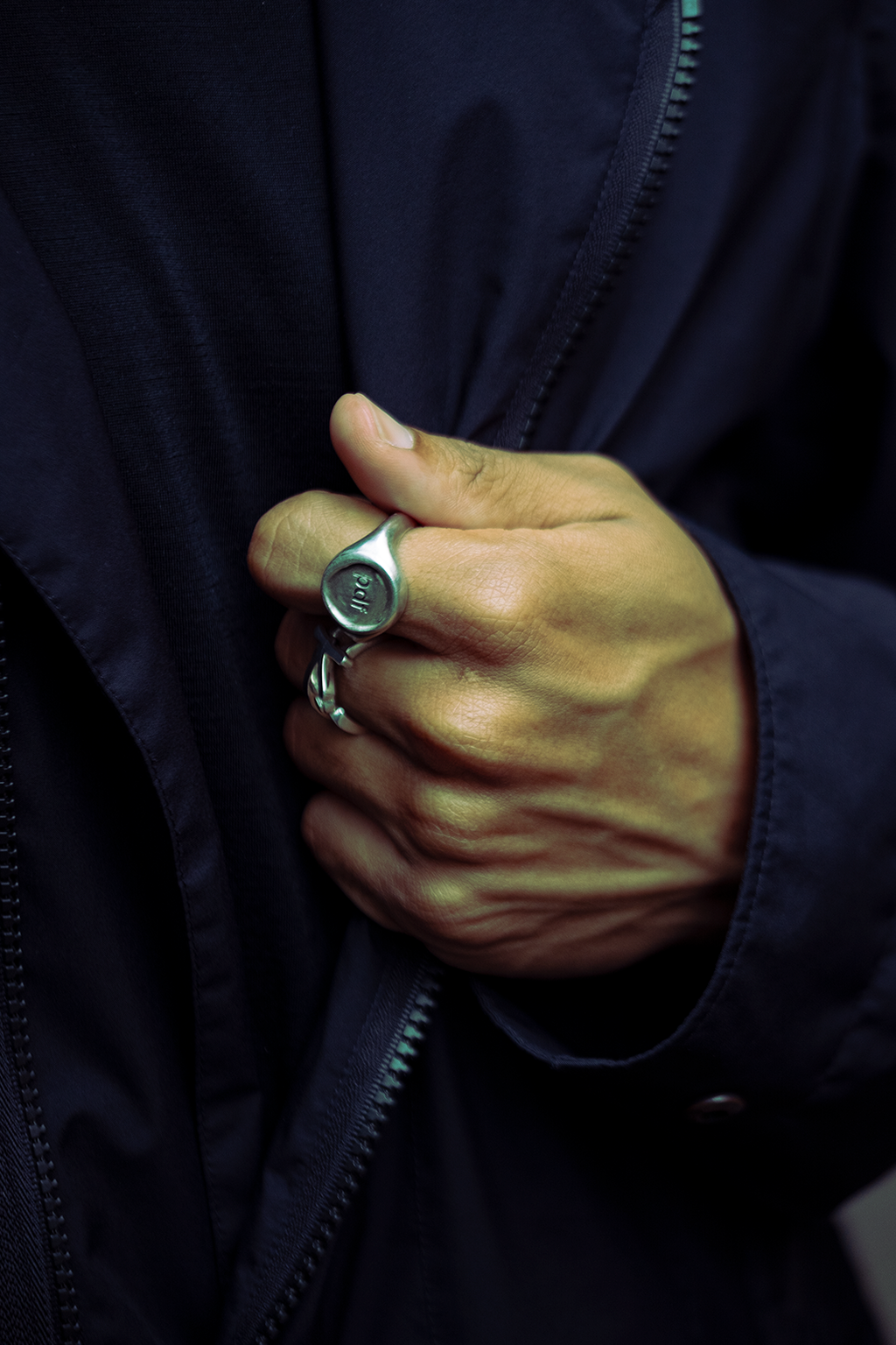 titleofwork Archive.pdf x Artifact Ring
