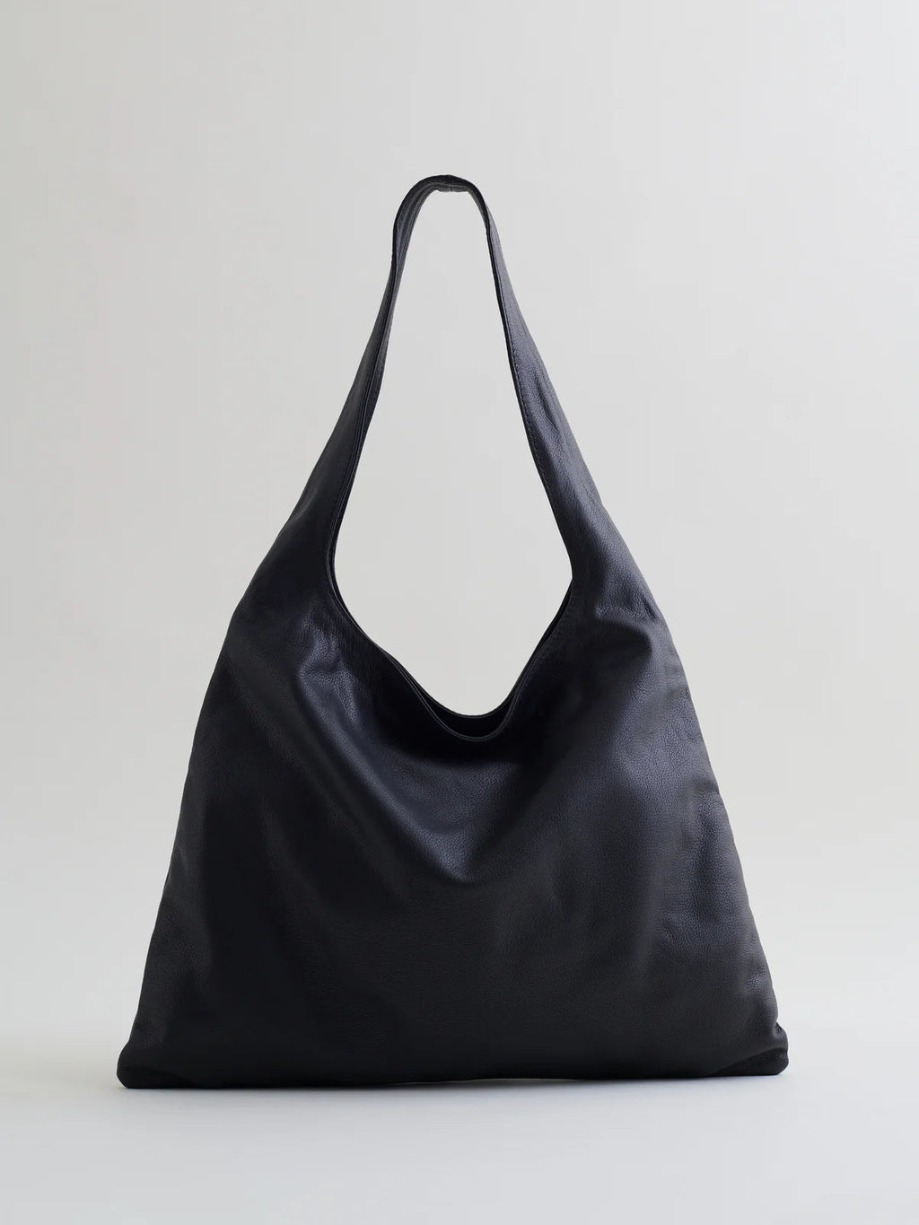 ARE Studio Stella - Black