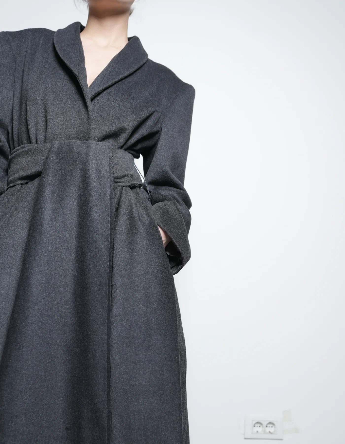 MAET ASURA Cashmere Coat - Dark Grey