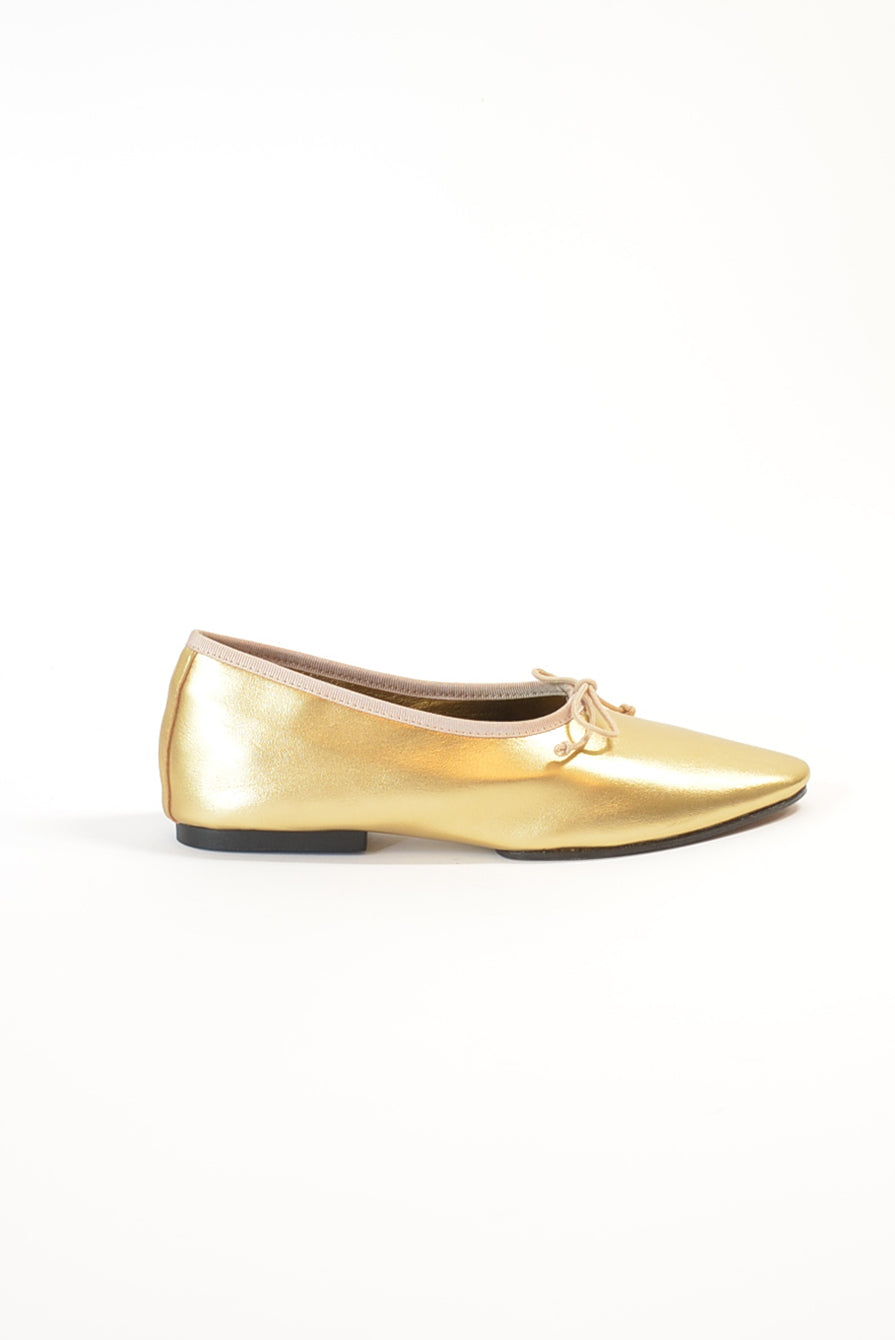 About Arianne Mila Ballet Flat - Gold