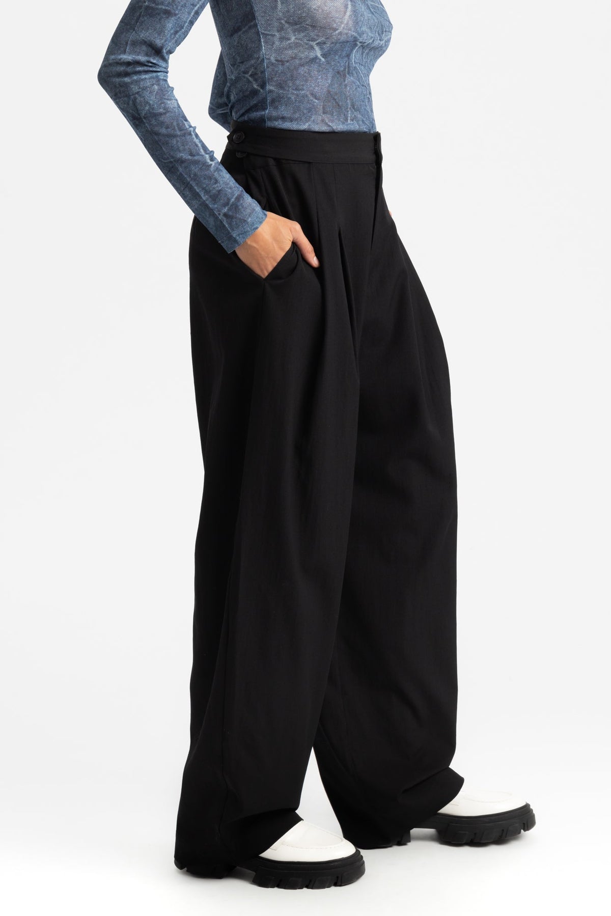 St. Agni Adjustable Pants - Black