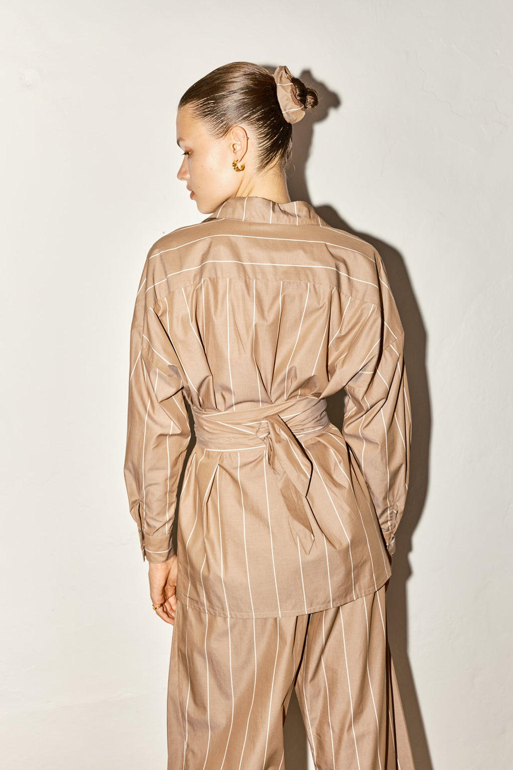 Datura Ren Shirt - Almond Brown Stripe