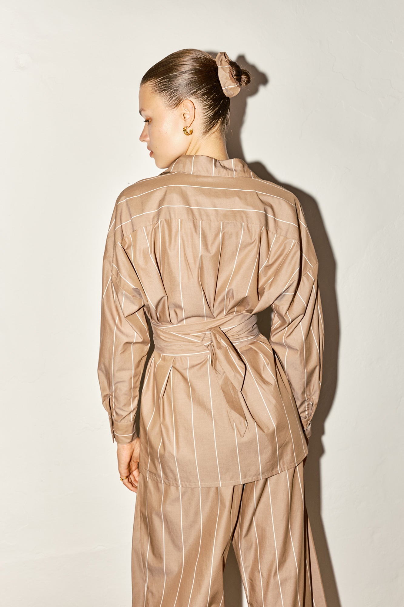 Datura Ren Shirt - Almond Brown Stripe