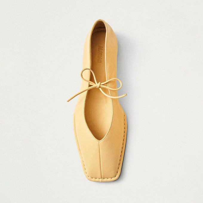 Alohas Sway Vanilla Leather Ballet Flats
