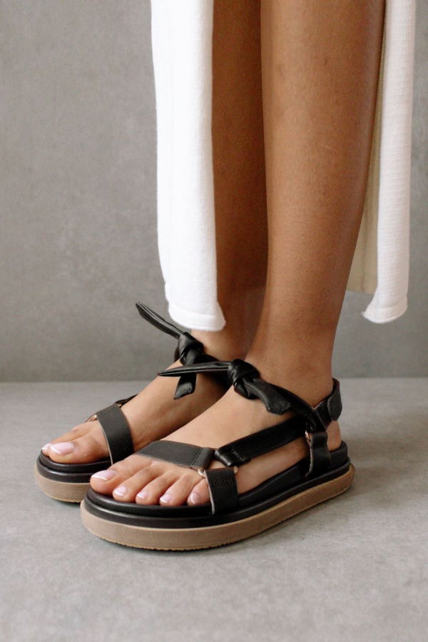 Alohas Tied Together - Black