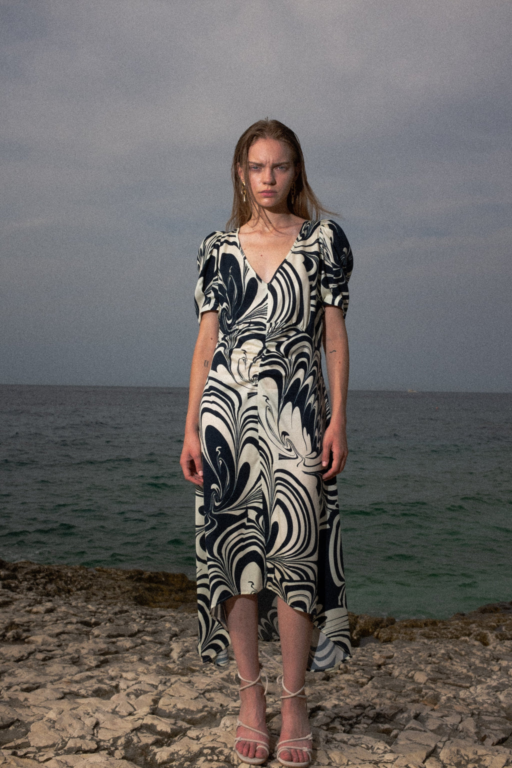 Untitled in Motion Anoita Dress - Nuva Black