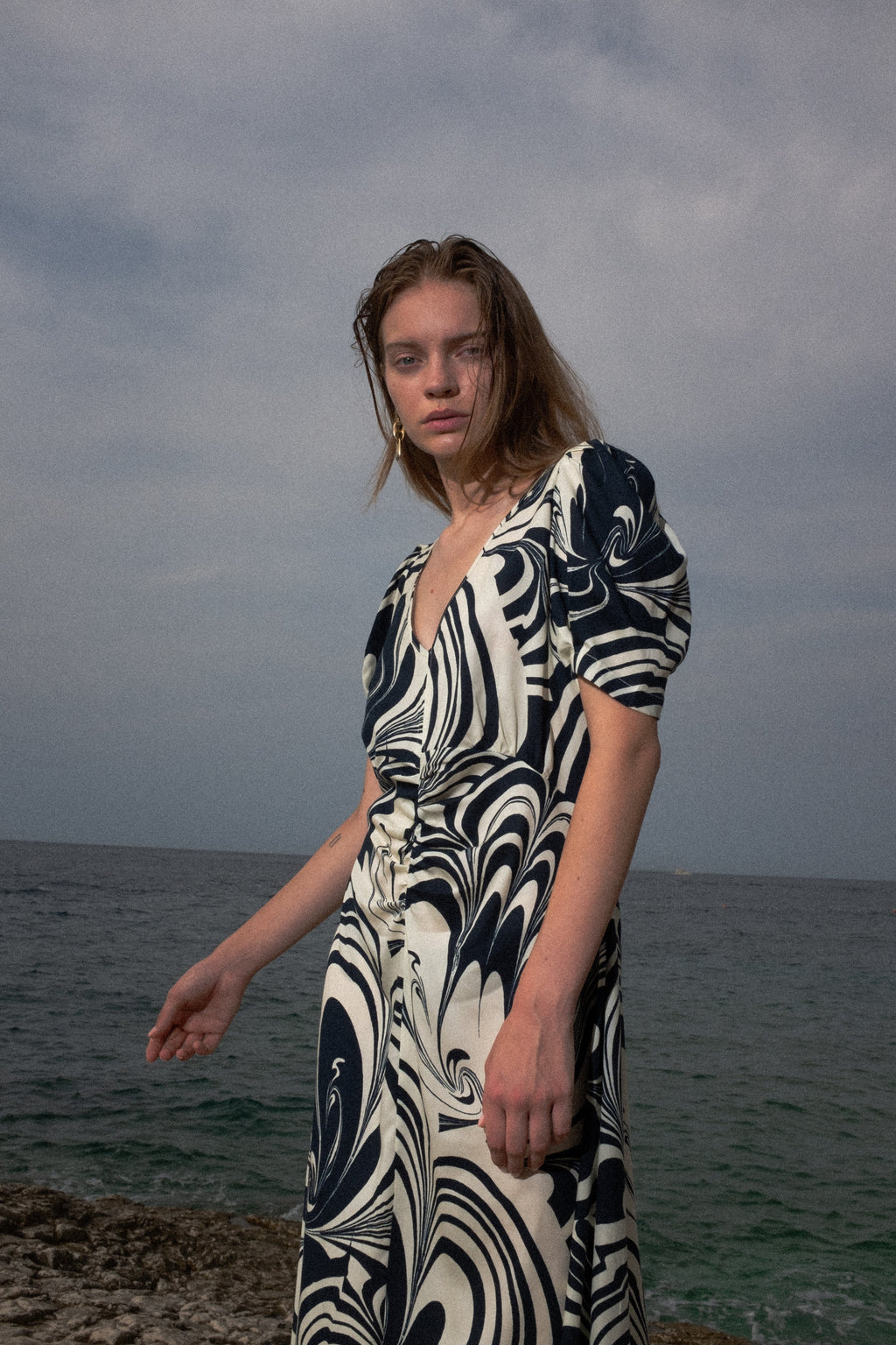 Untitled in Motion Anoita Dress - Nuva Black
