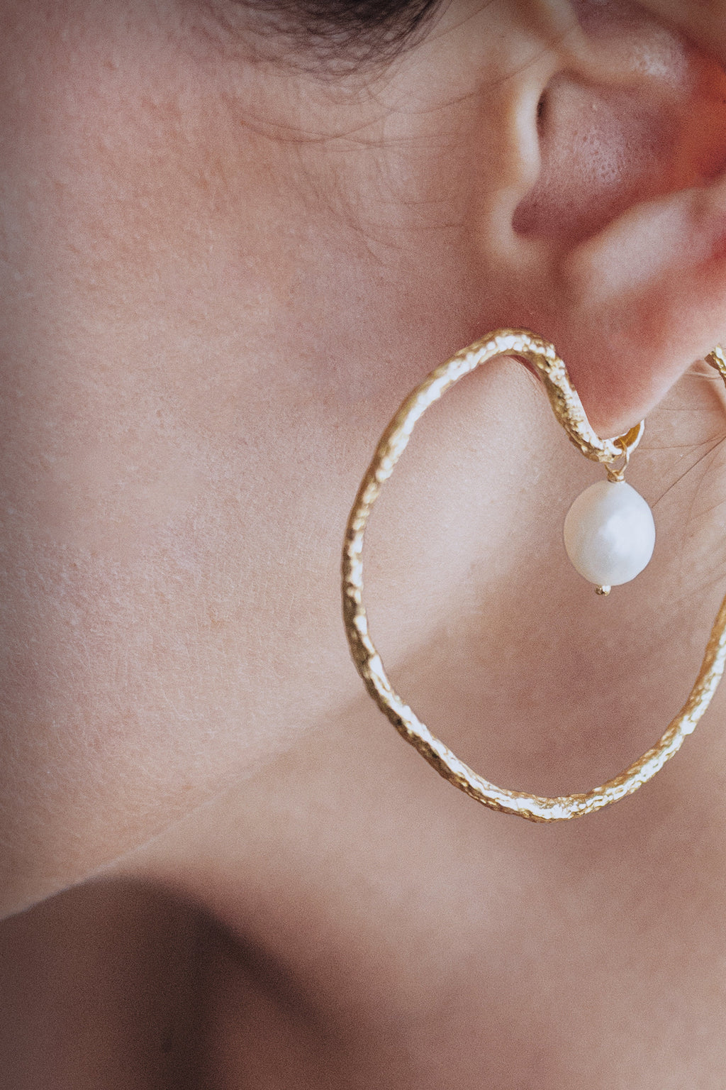 SARAH ANNE MCCRACKEN Aphrodite Hoops Earrings