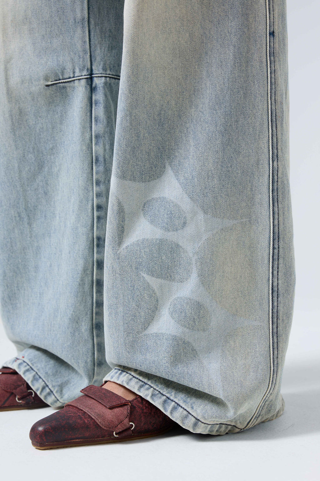 Arthur Slouchy Spike Jeans