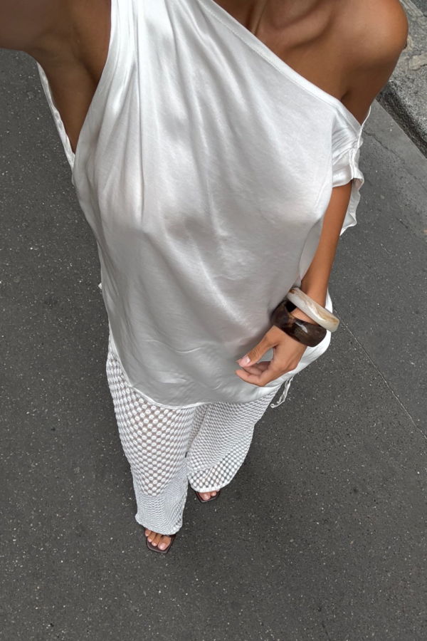BAHHGOOSE Off Shoulder Top