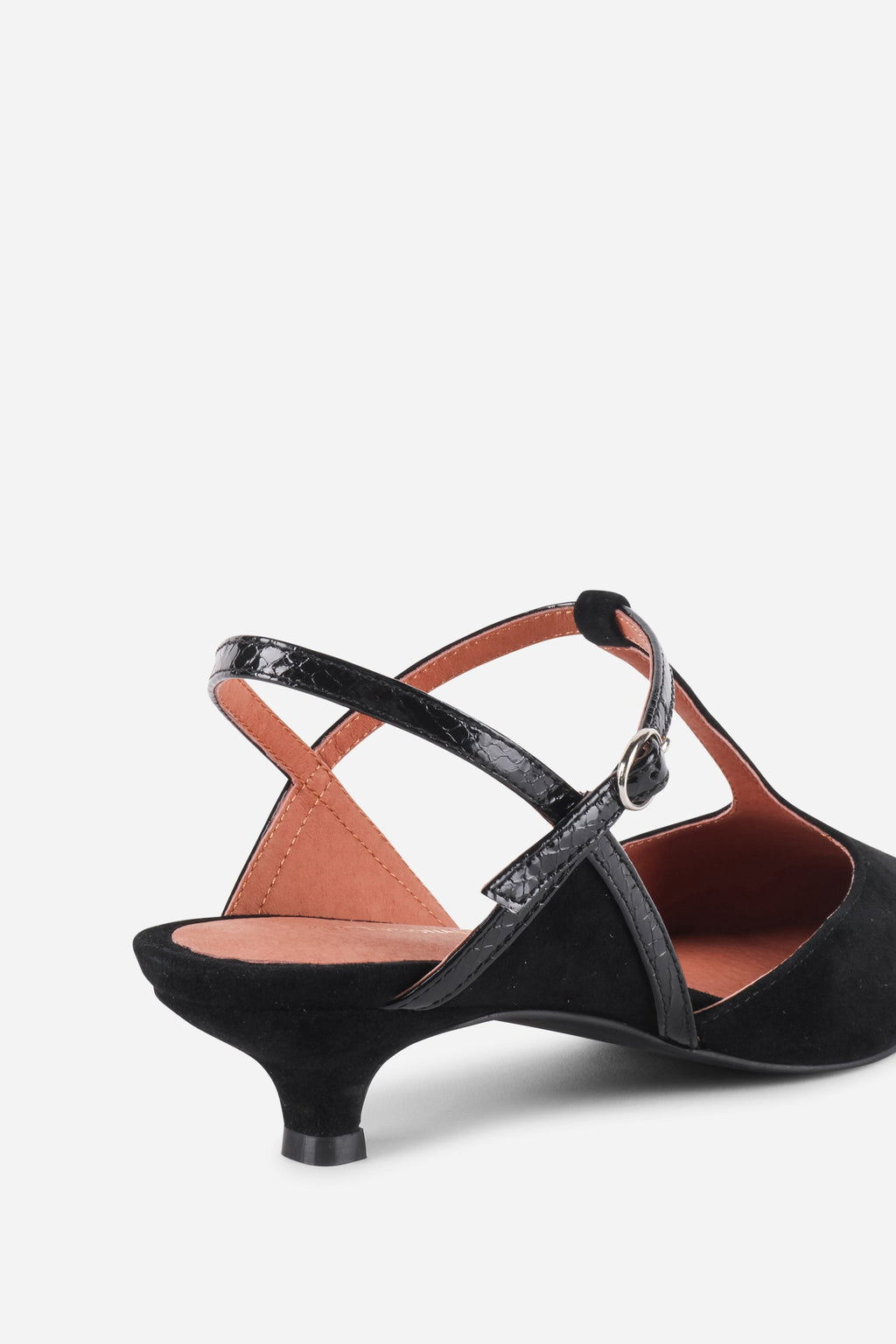 INTENTIONALLY __________. BBGIRL Kitten Heel Pump