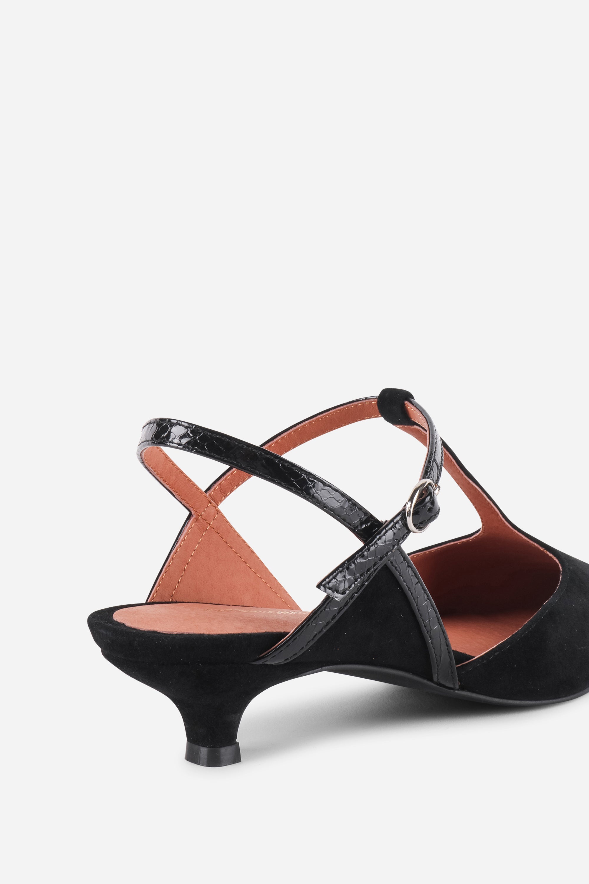 INTENTIONALLY __________. BBGIRL Kitten Heel Pump