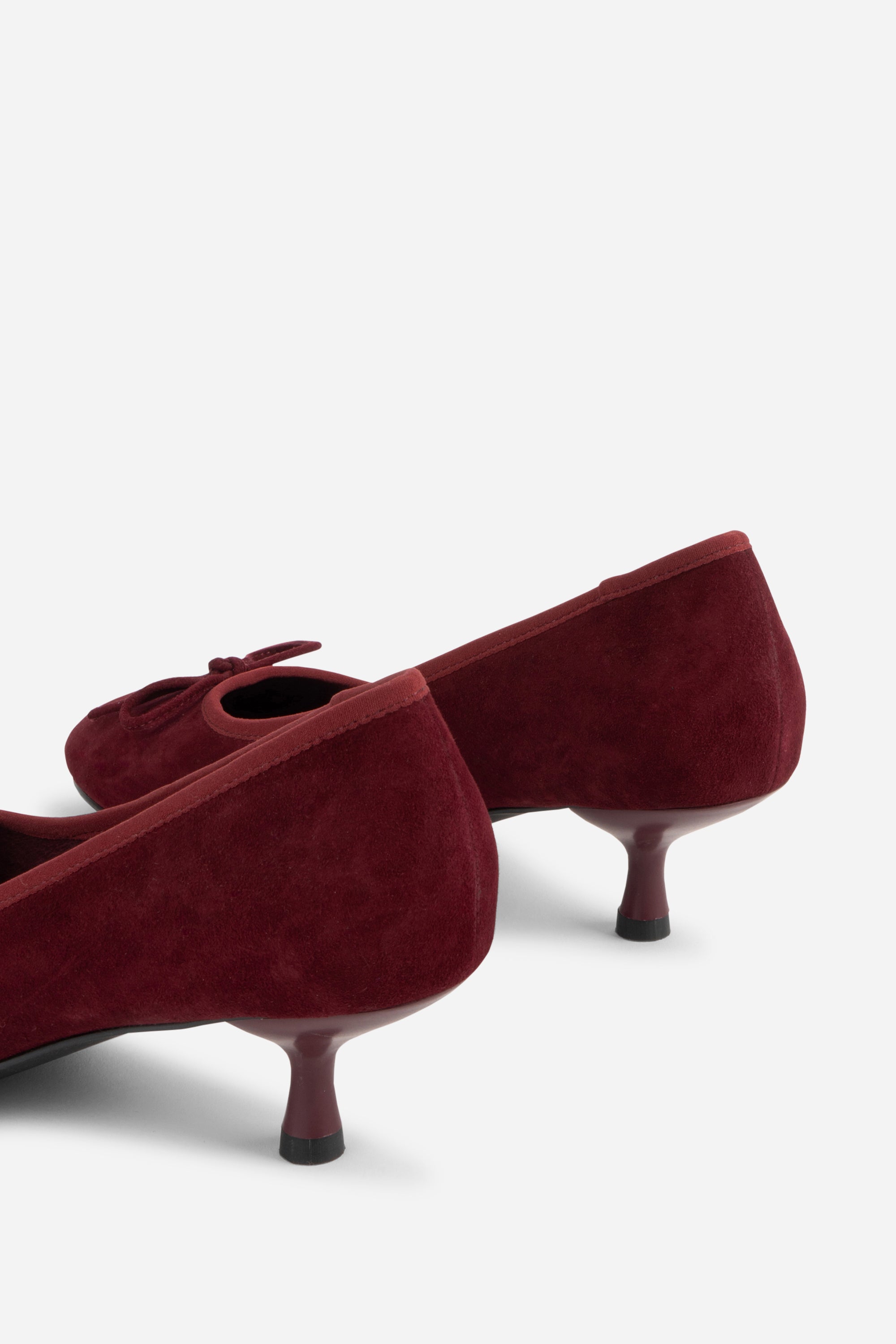 "INTENTIONALLY __________." BINA SUEDE KITTEN HEEL - MERLOT/Black