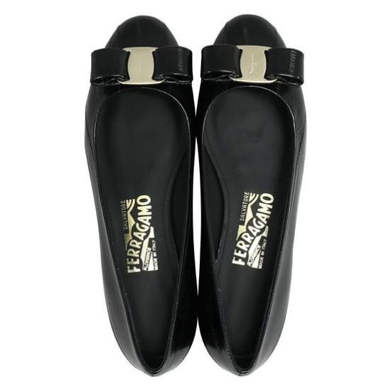 Salvatore Ferragamo Flat Shoes - Black