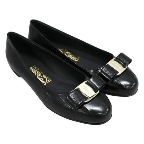 Salvatore Ferragamo Flat Shoes - Black