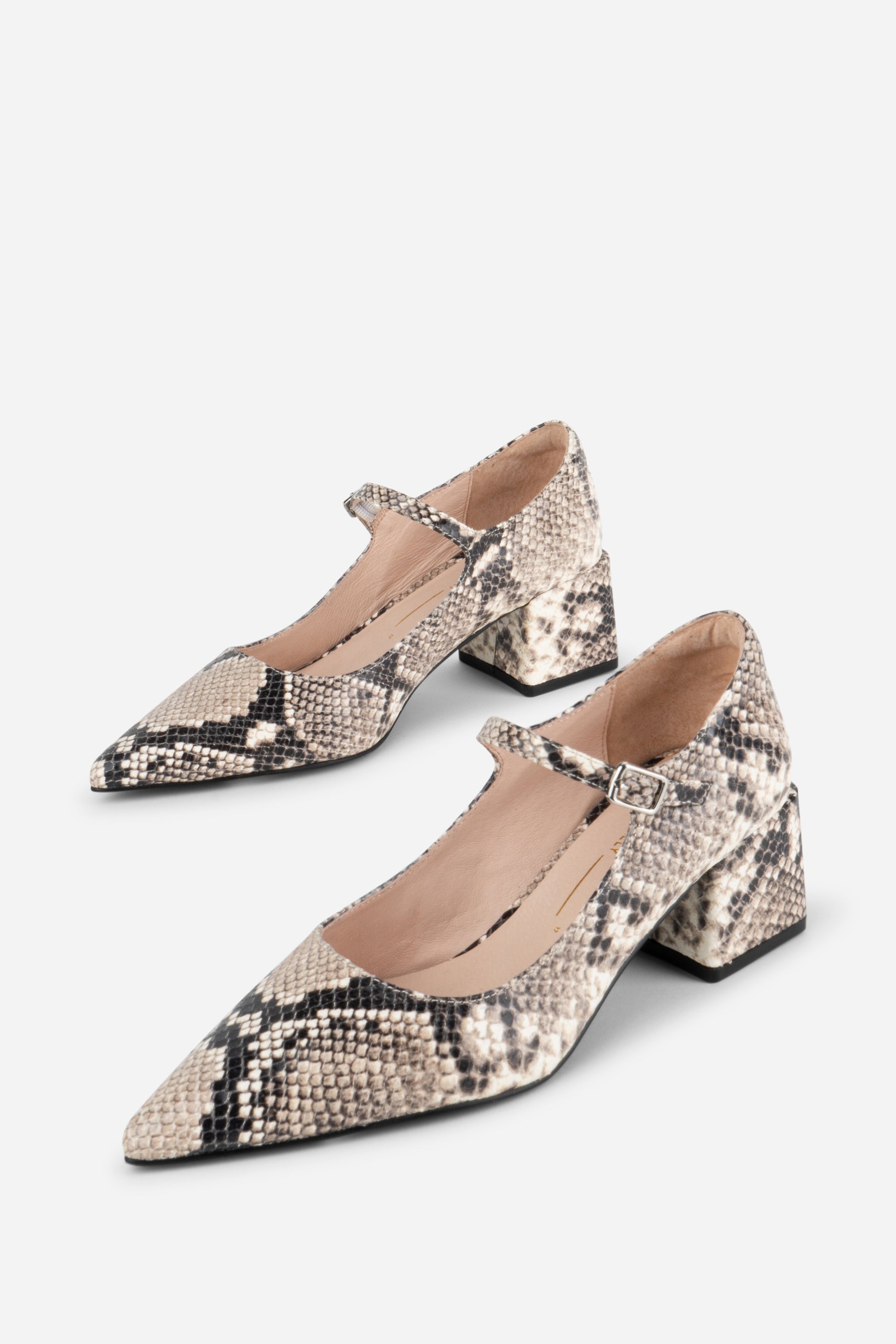 "INTENTIONALLY __________." Bond Snake Mary Jane Heel - Black White