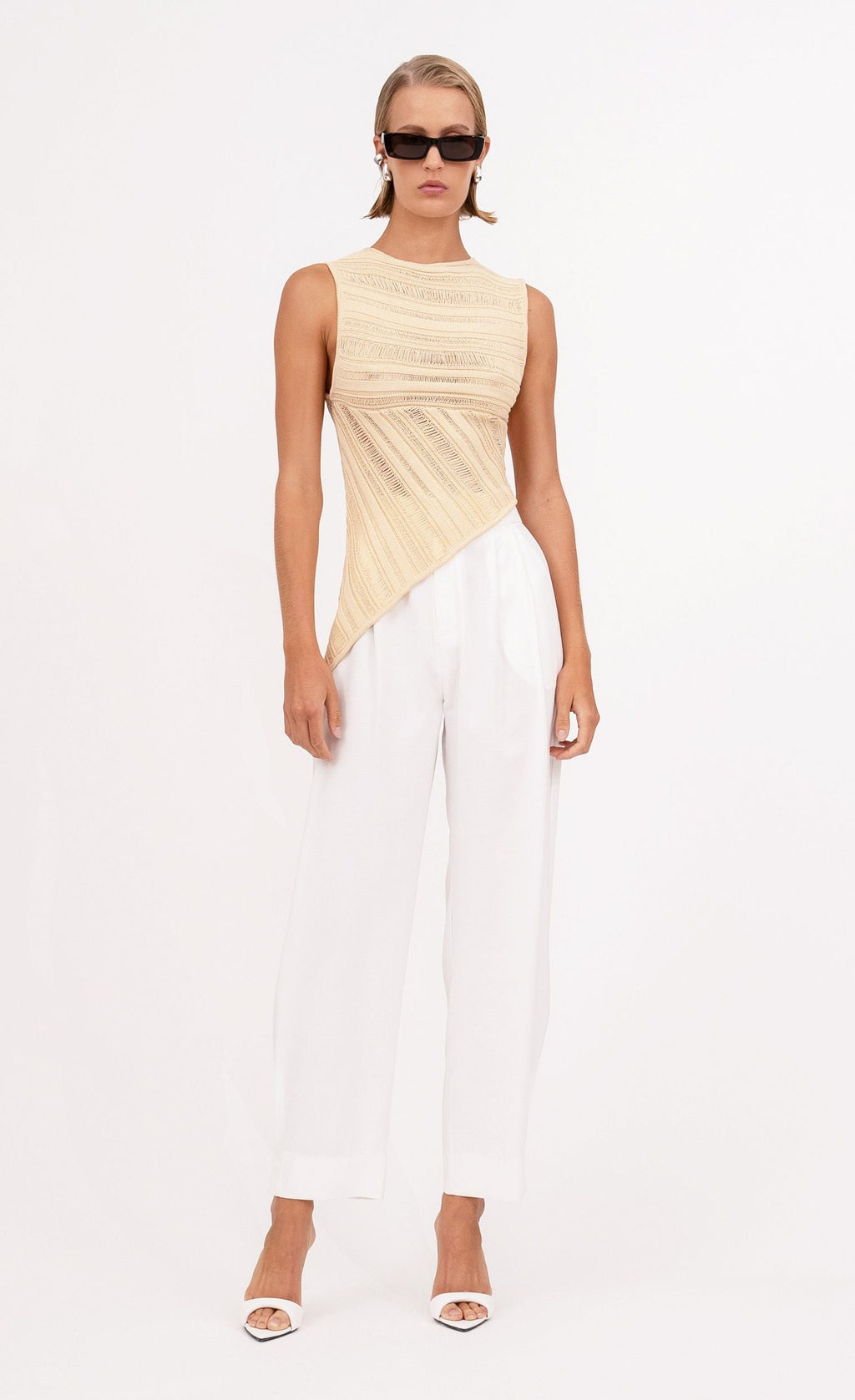 Nonchalant Label Banks Top - Ecru