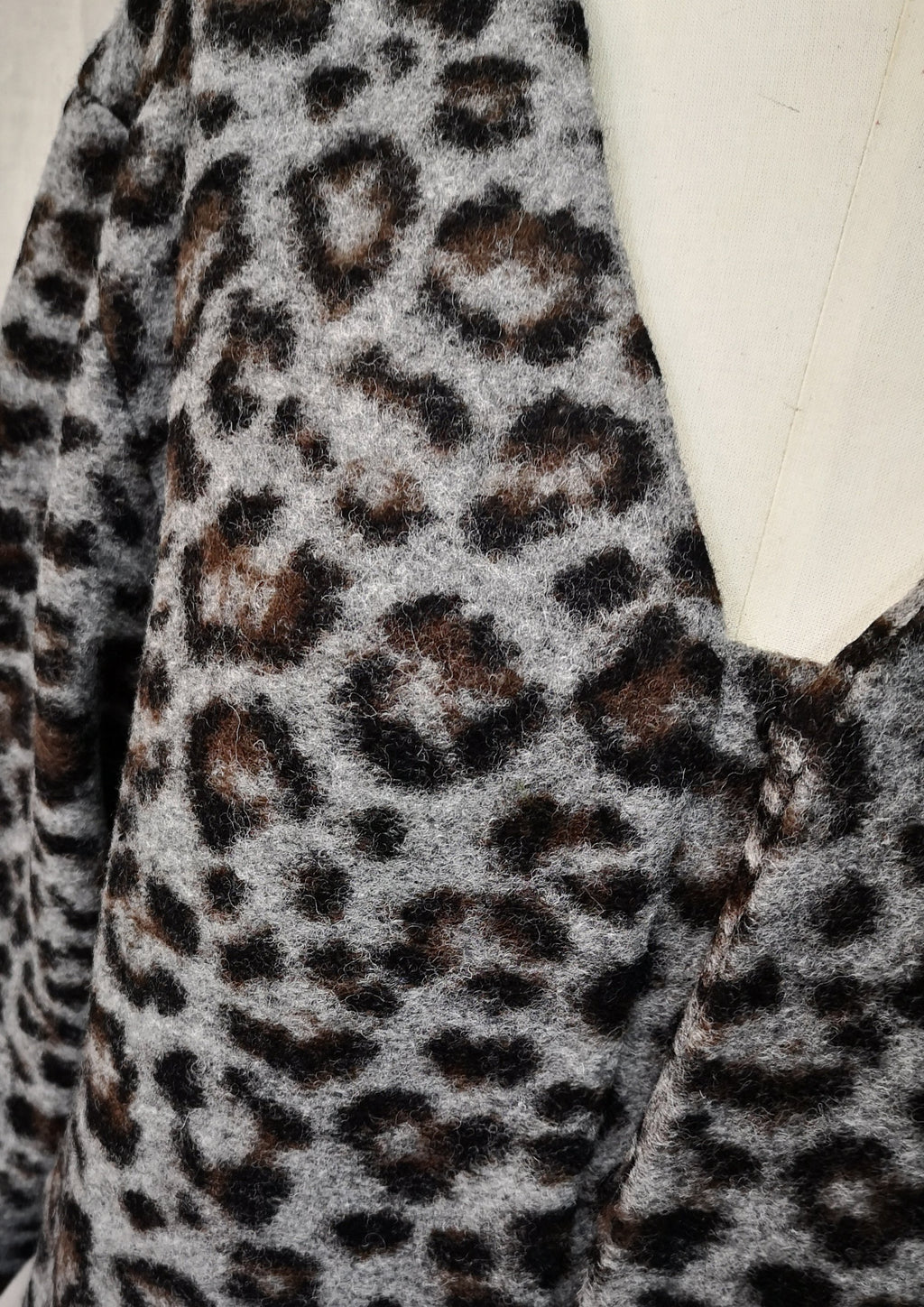 Berenik WOOL CARDIGAN - animal print