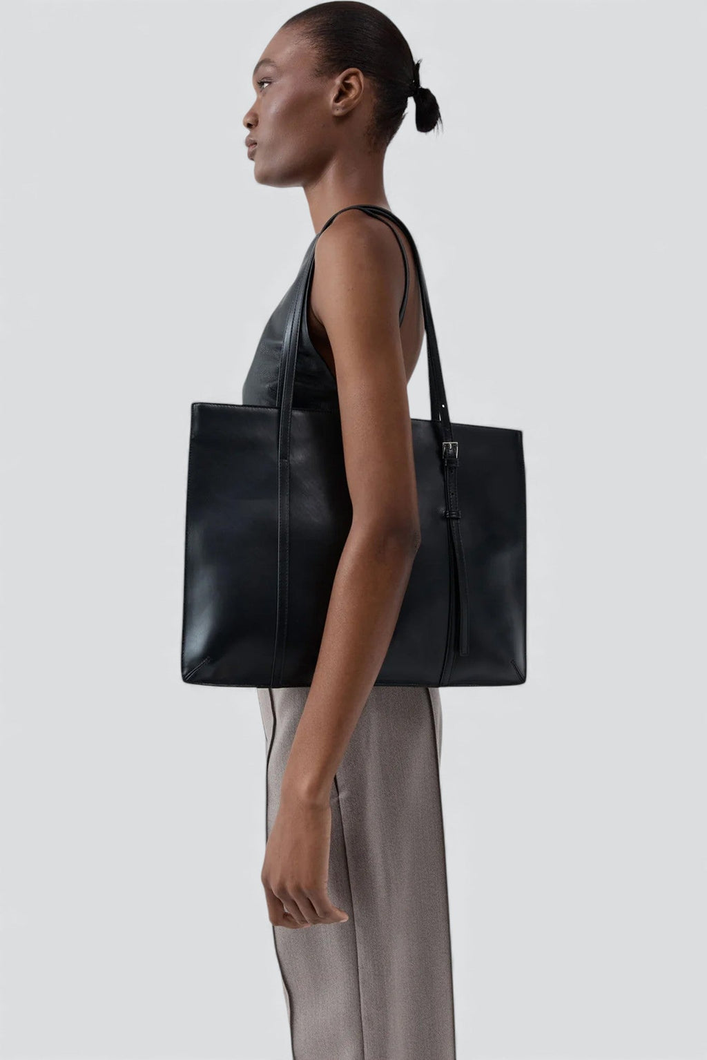 St. Agni 90s Messenger Tote