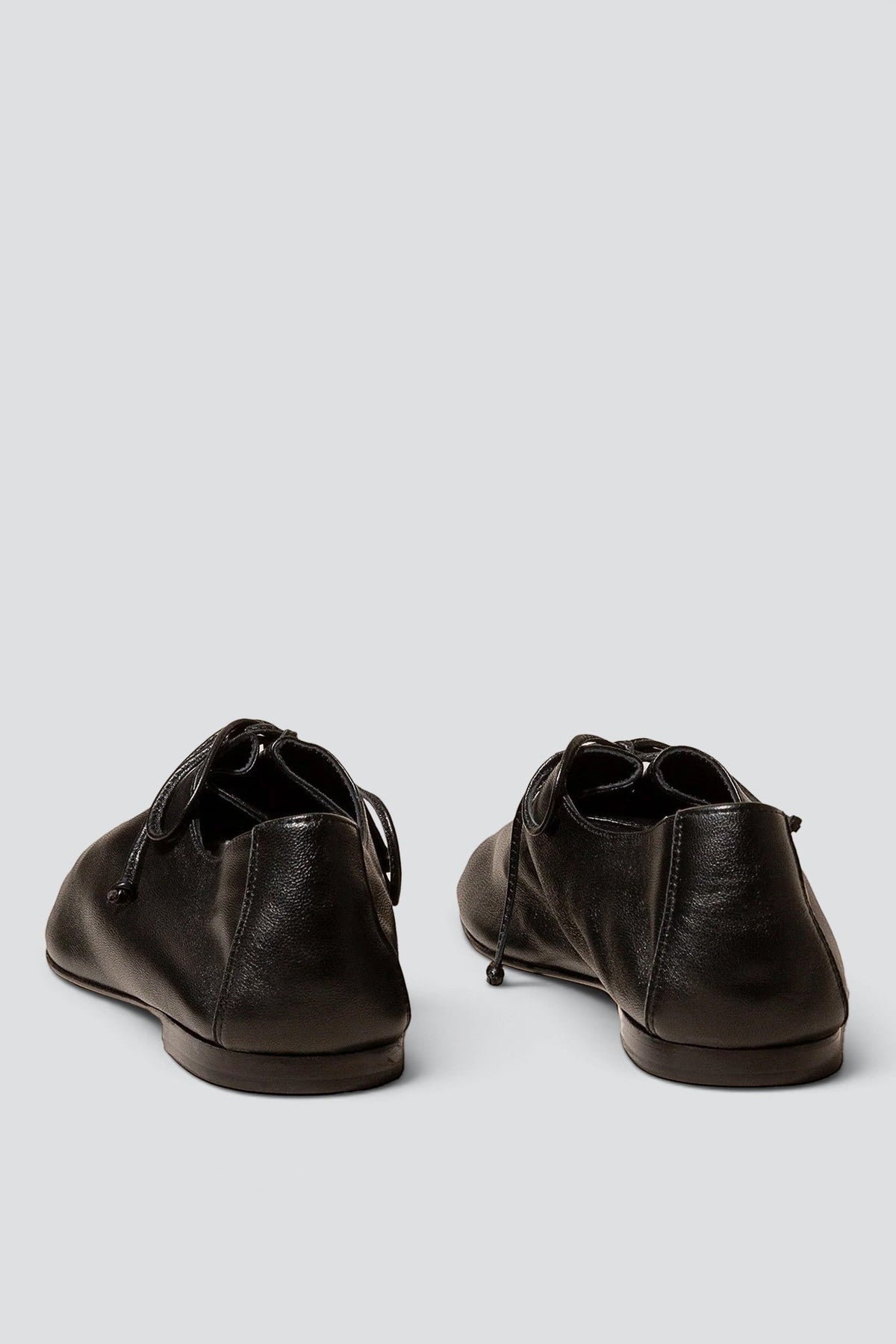 Hereu Plegada Supple Shiny Lace-Up Shoe