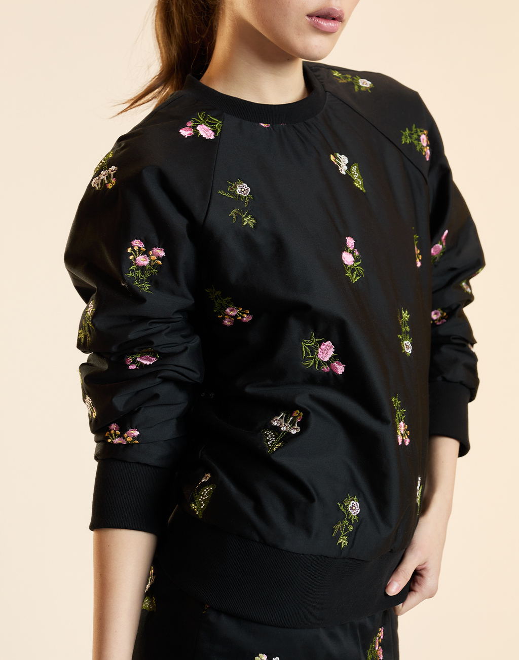 Cynthia Rowley Bouquet Embroidered Pullover Sweatshirt - Black