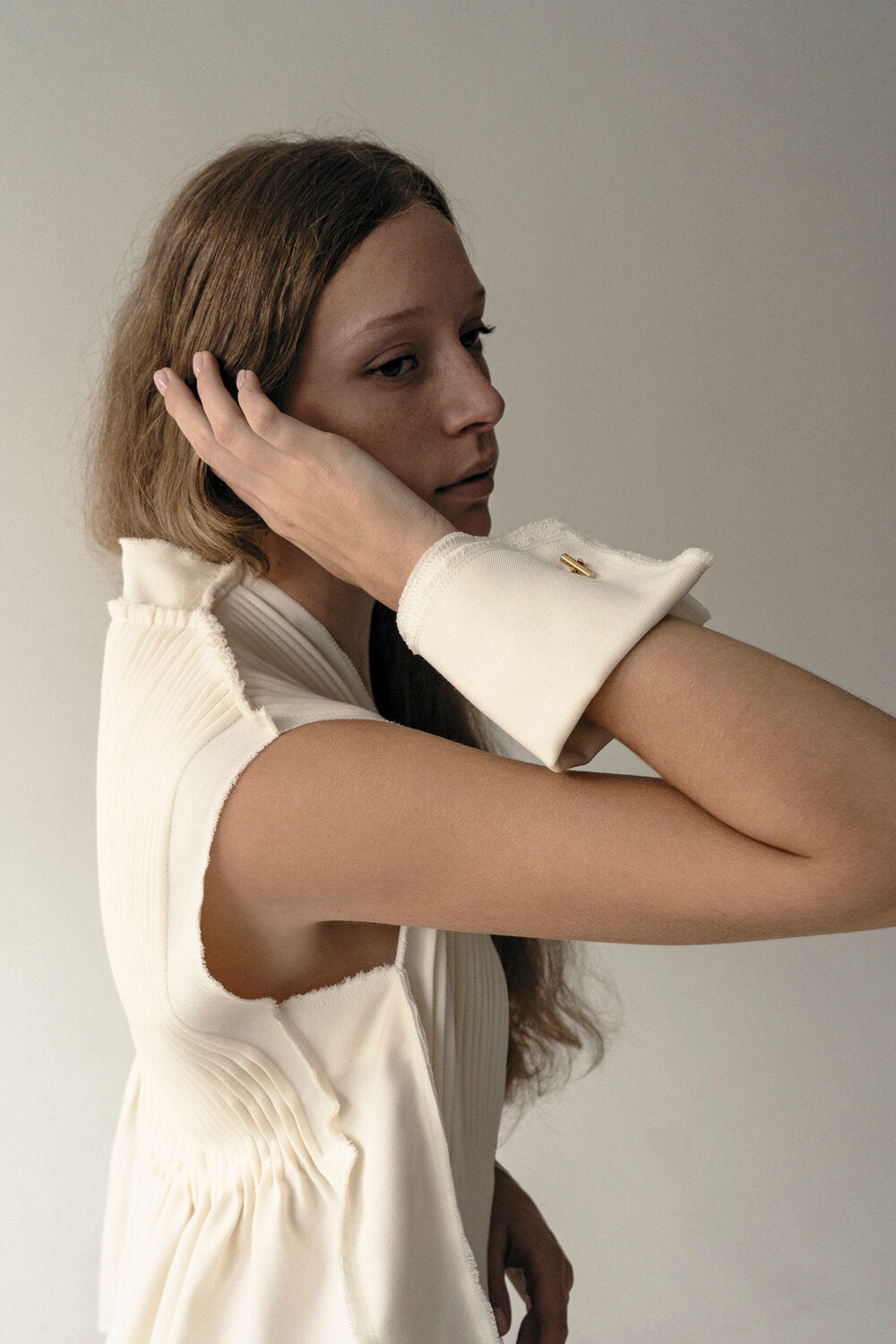 K M by L A N G E RAW CLIPS VEST - cream