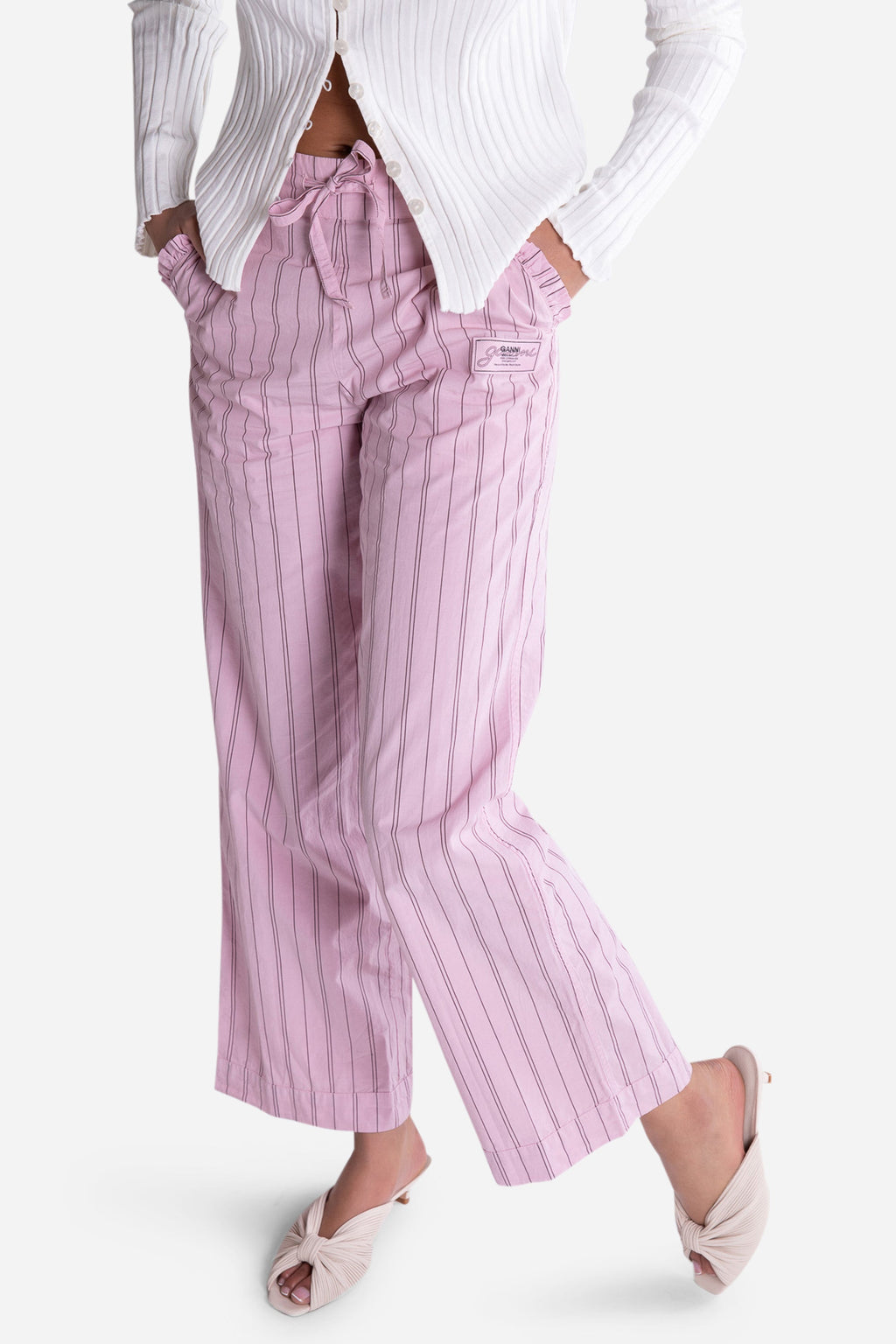 "INTENTIONALLY __________." Curfew Leather Kitten Heel - Cream/Black/Clay