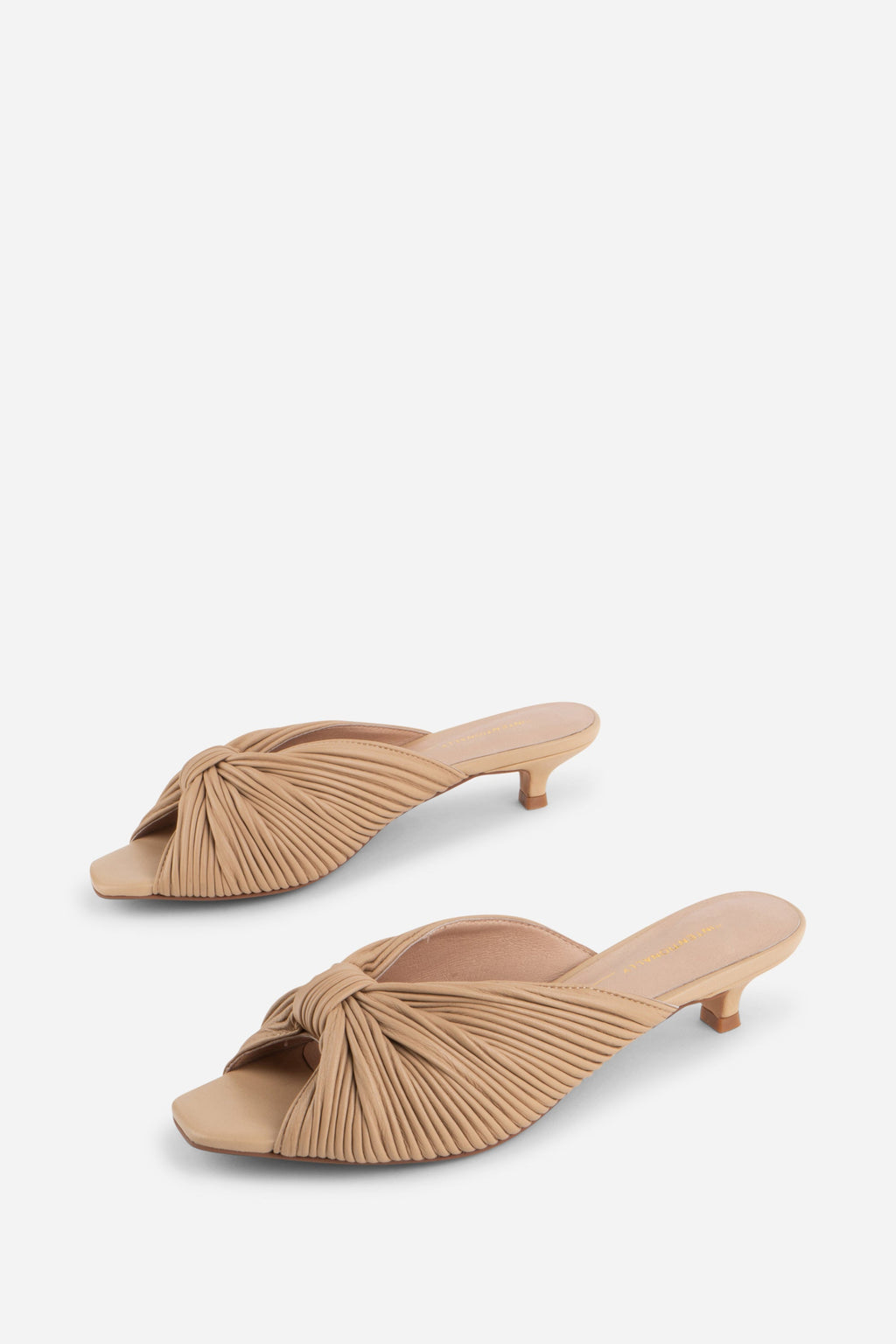 "INTENTIONALLY __________." Curfew Leather Kitten Heel - Cream/Black/Clay