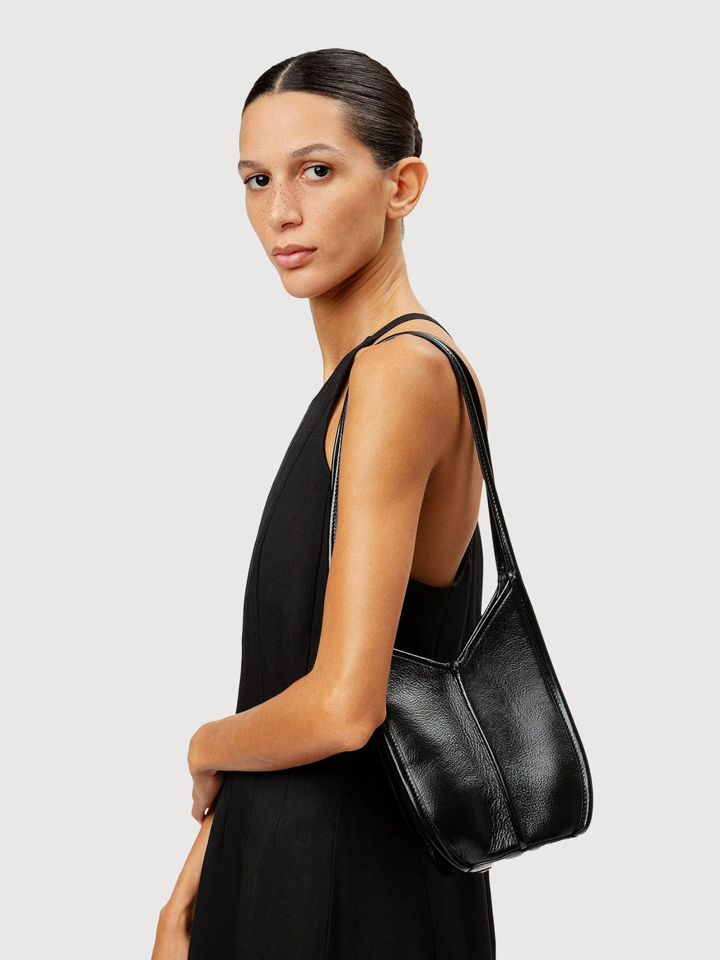 Hereu Calella Bucket Distressed Leather Bag - Black