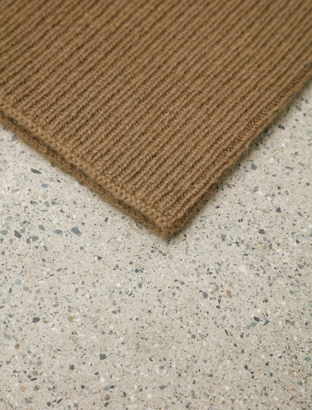 Totême Cashmere Neck Warmer - Hazel