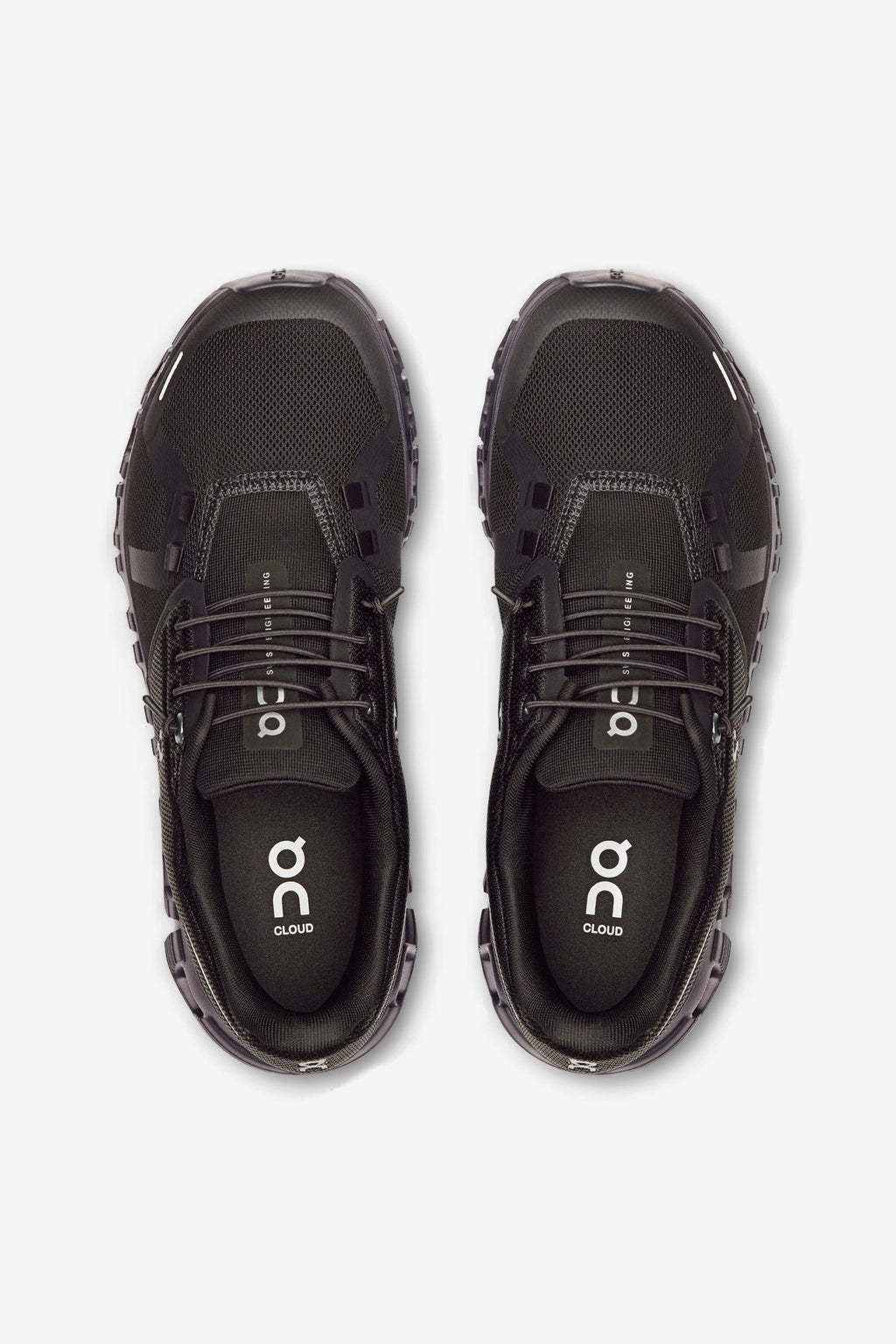 ON Running Cloud 6 Sneakers