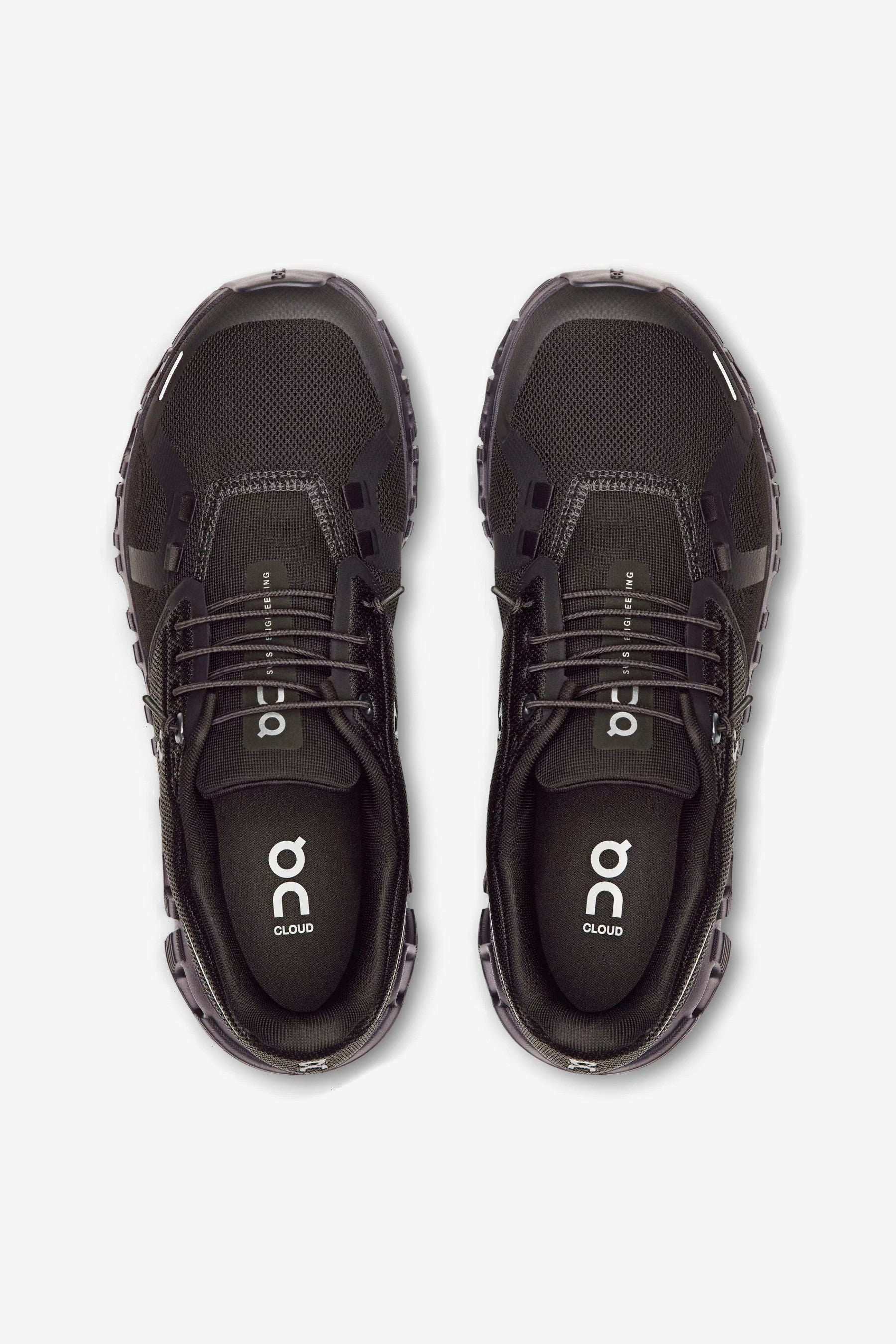 ON Running Cloud 6 Sneakers