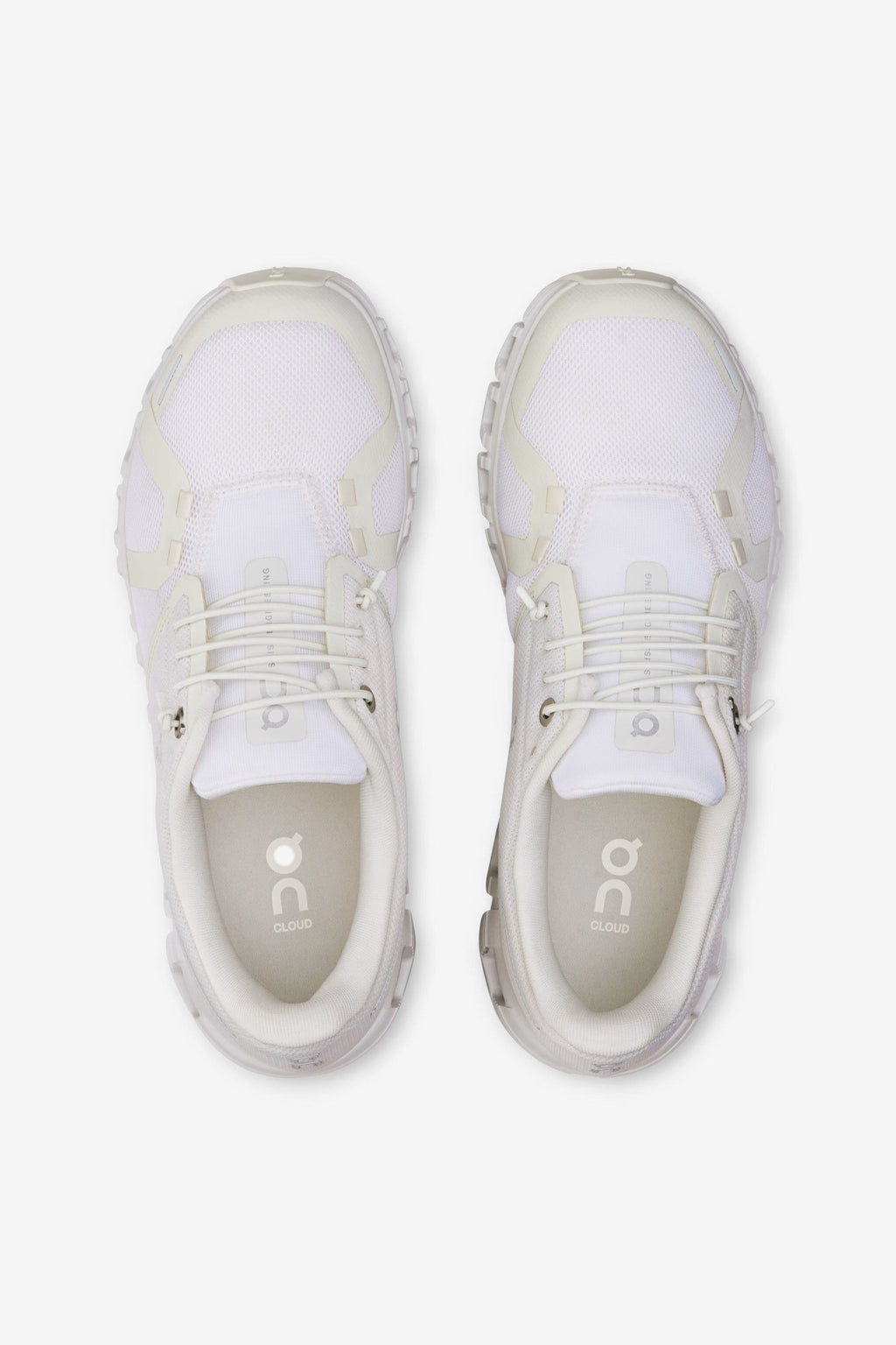 ON Running Cloud 6 Sneakers