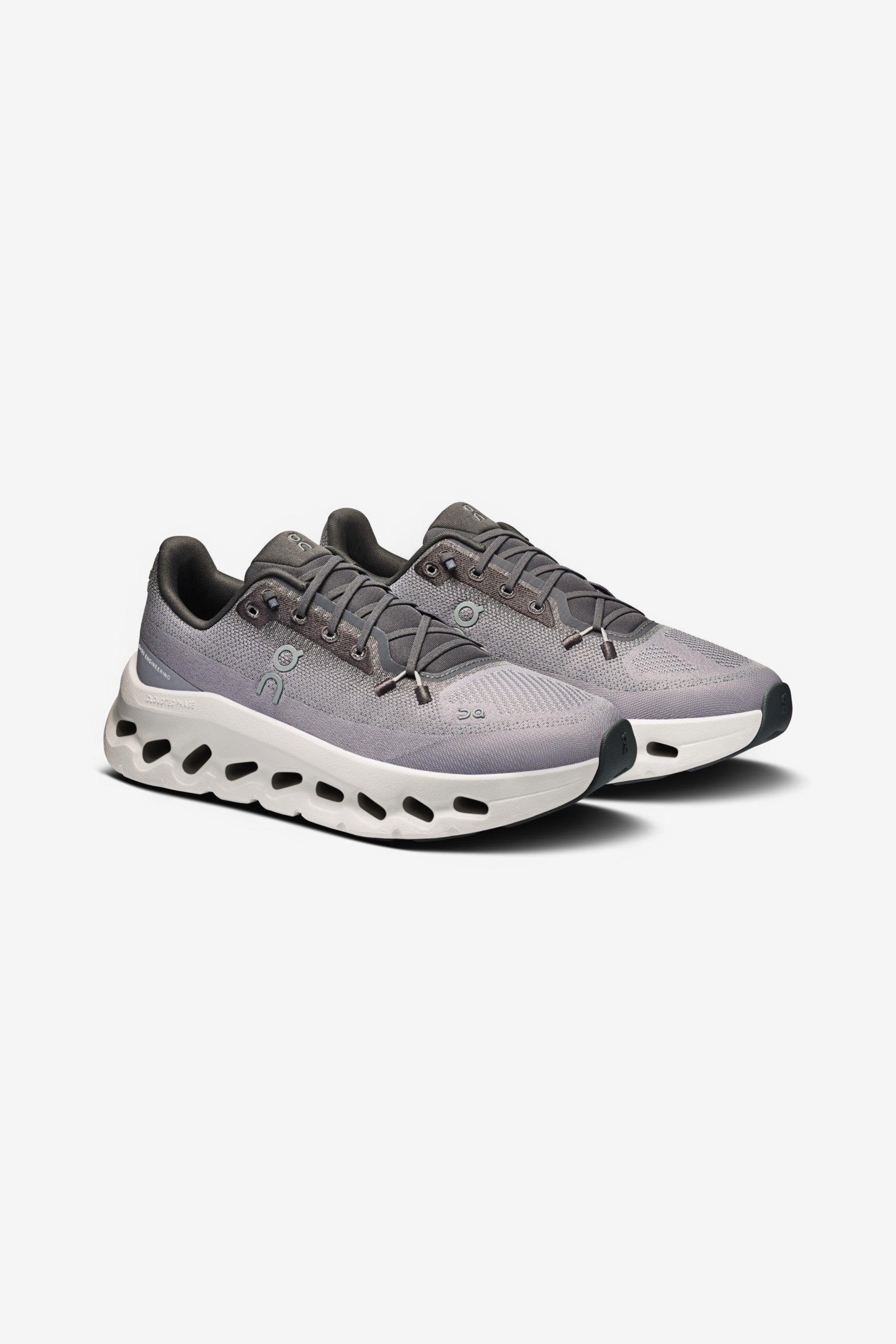 ON Running Cloudtilt Sneakers