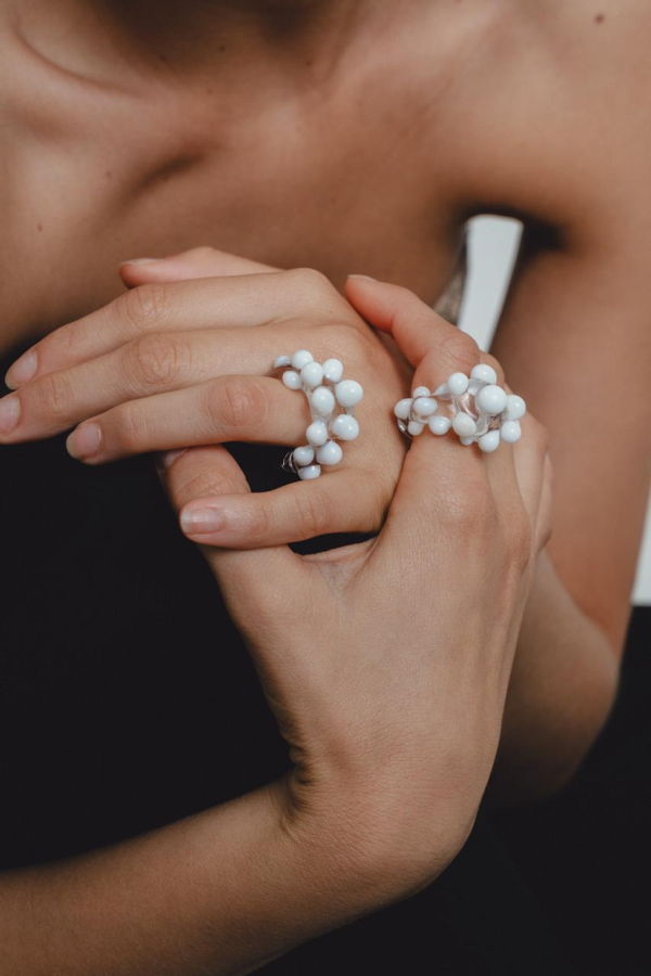 Suplais Coral Hand Ring