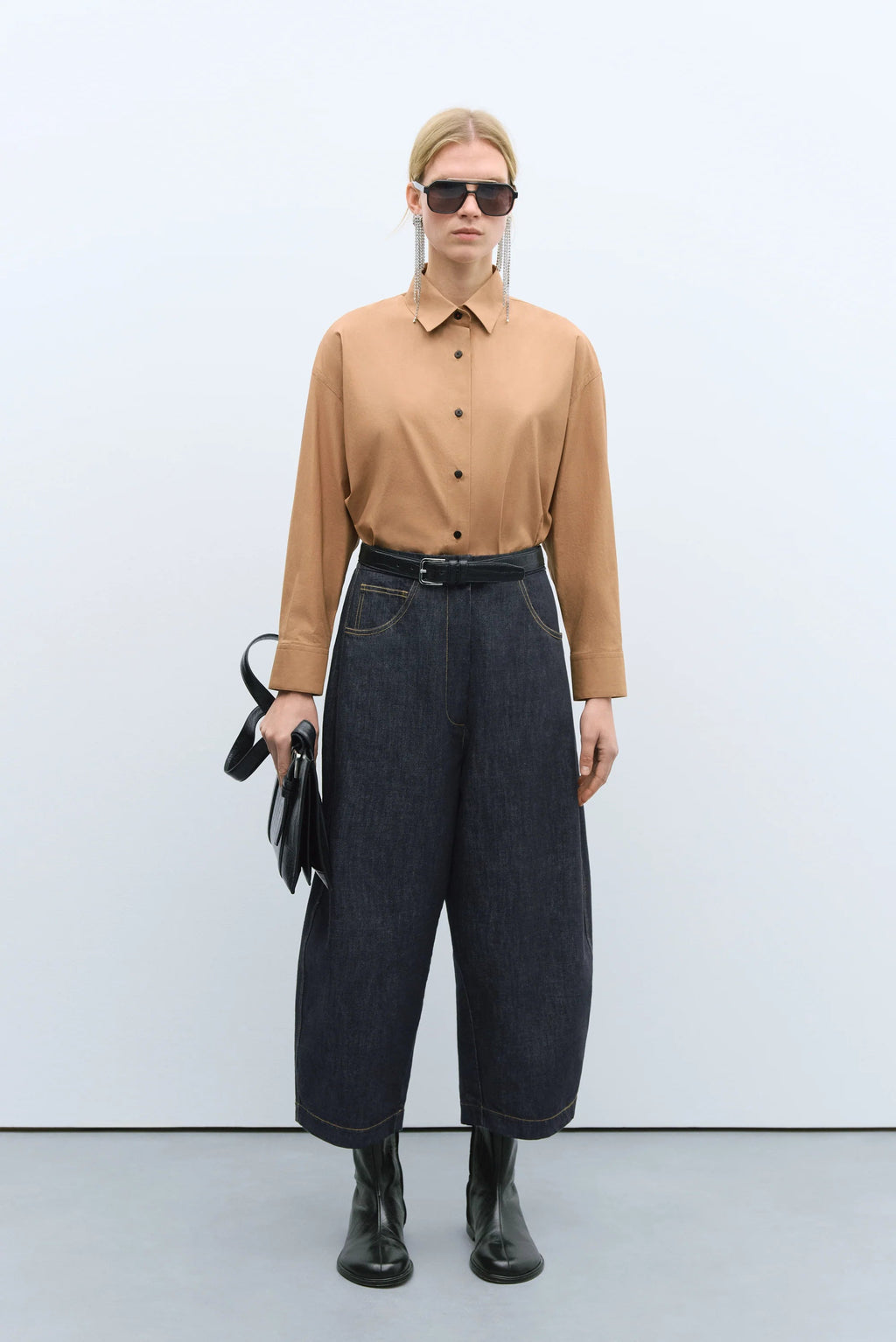 Cordera Denim Curved Pants - Black