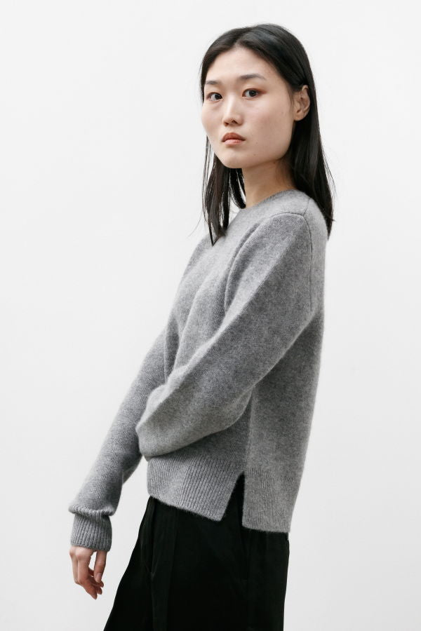 Totême Cropped Crewneck Knit Sweater