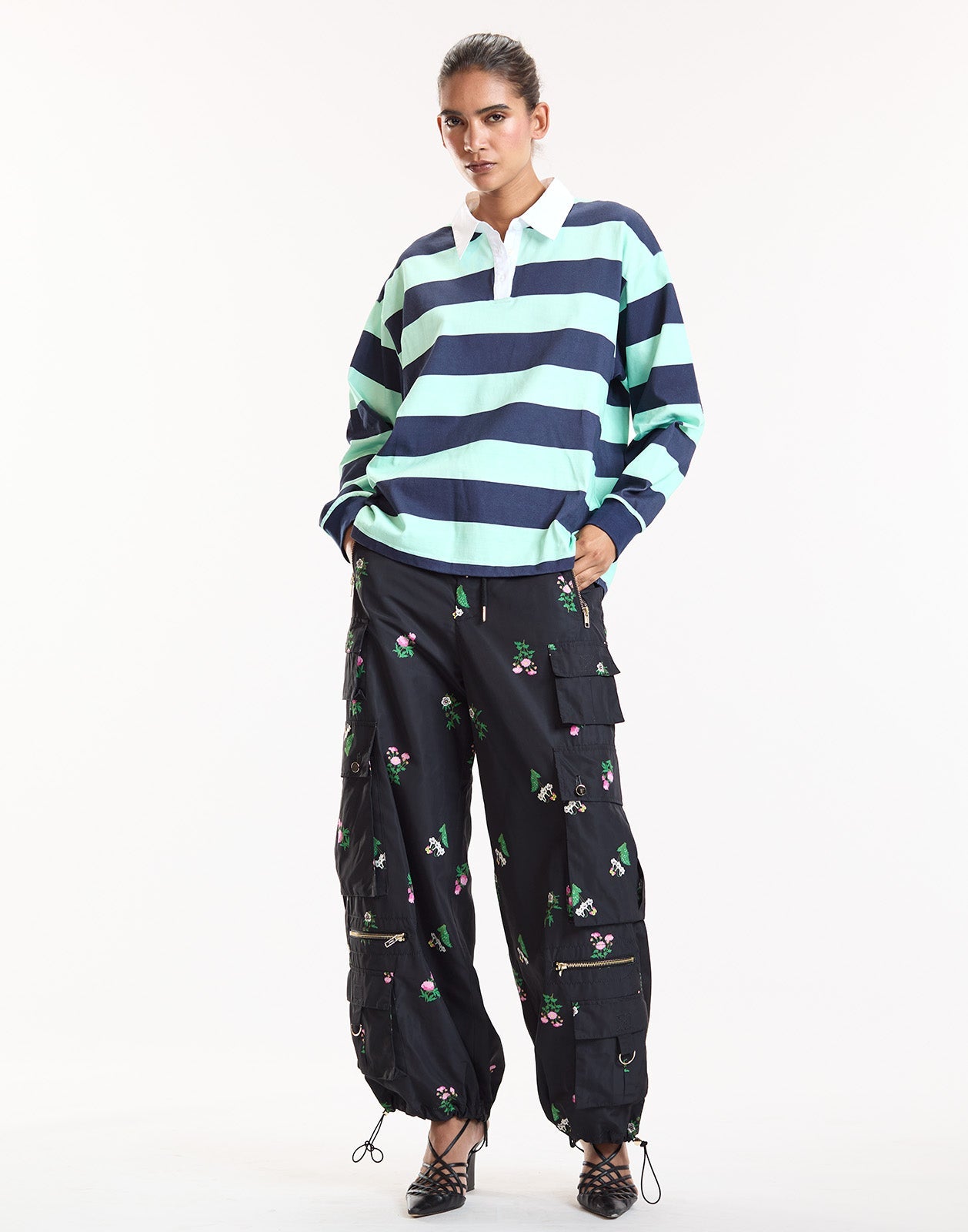 Cynthia Rowley Bouquet Printed Cargo Pants - Black Floral