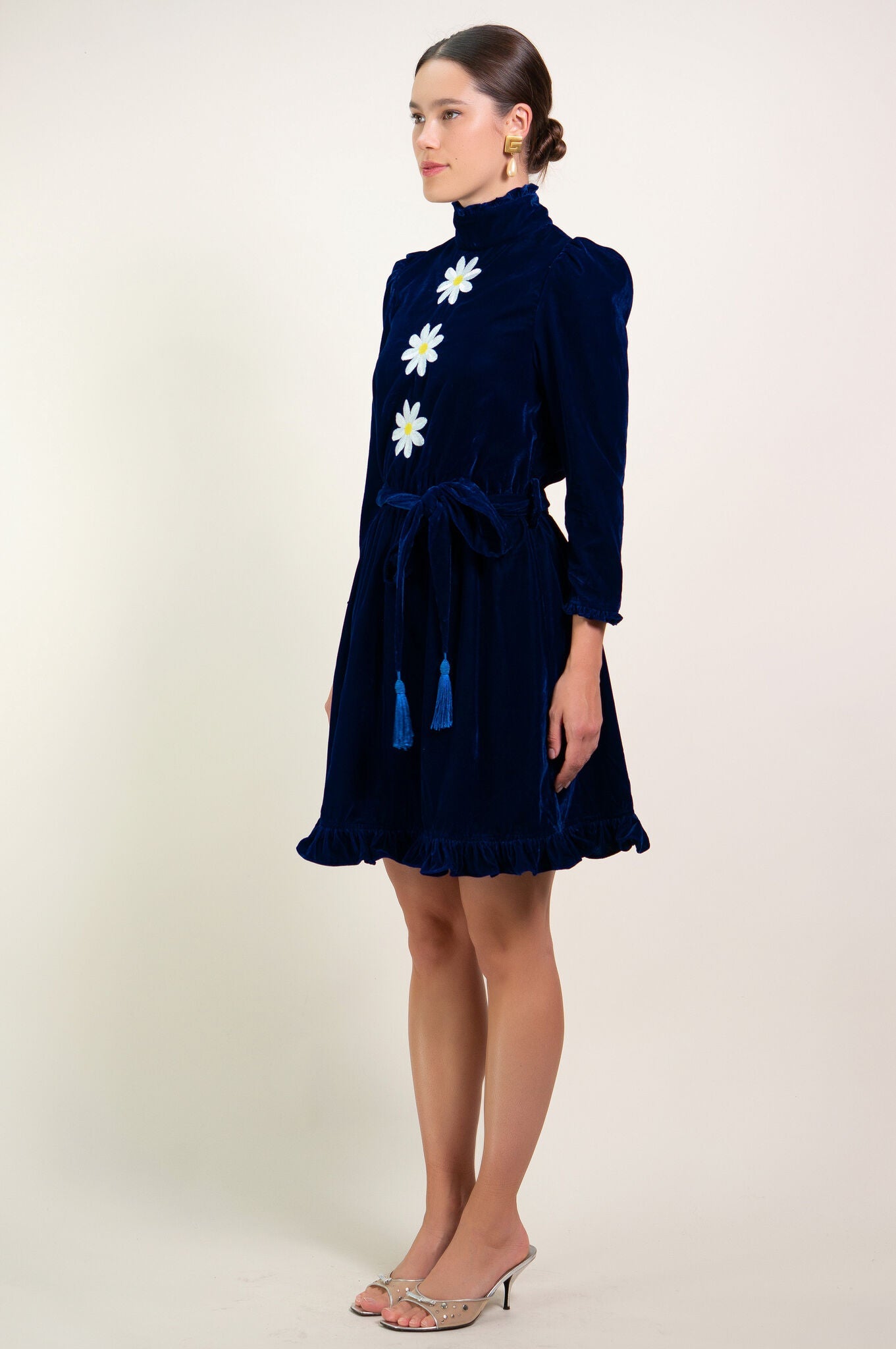 Kristinit Daisy Velvet Dress