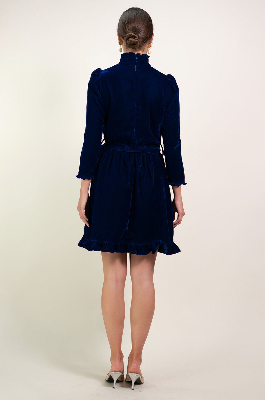 Kristinit Daisy Velvet Dress