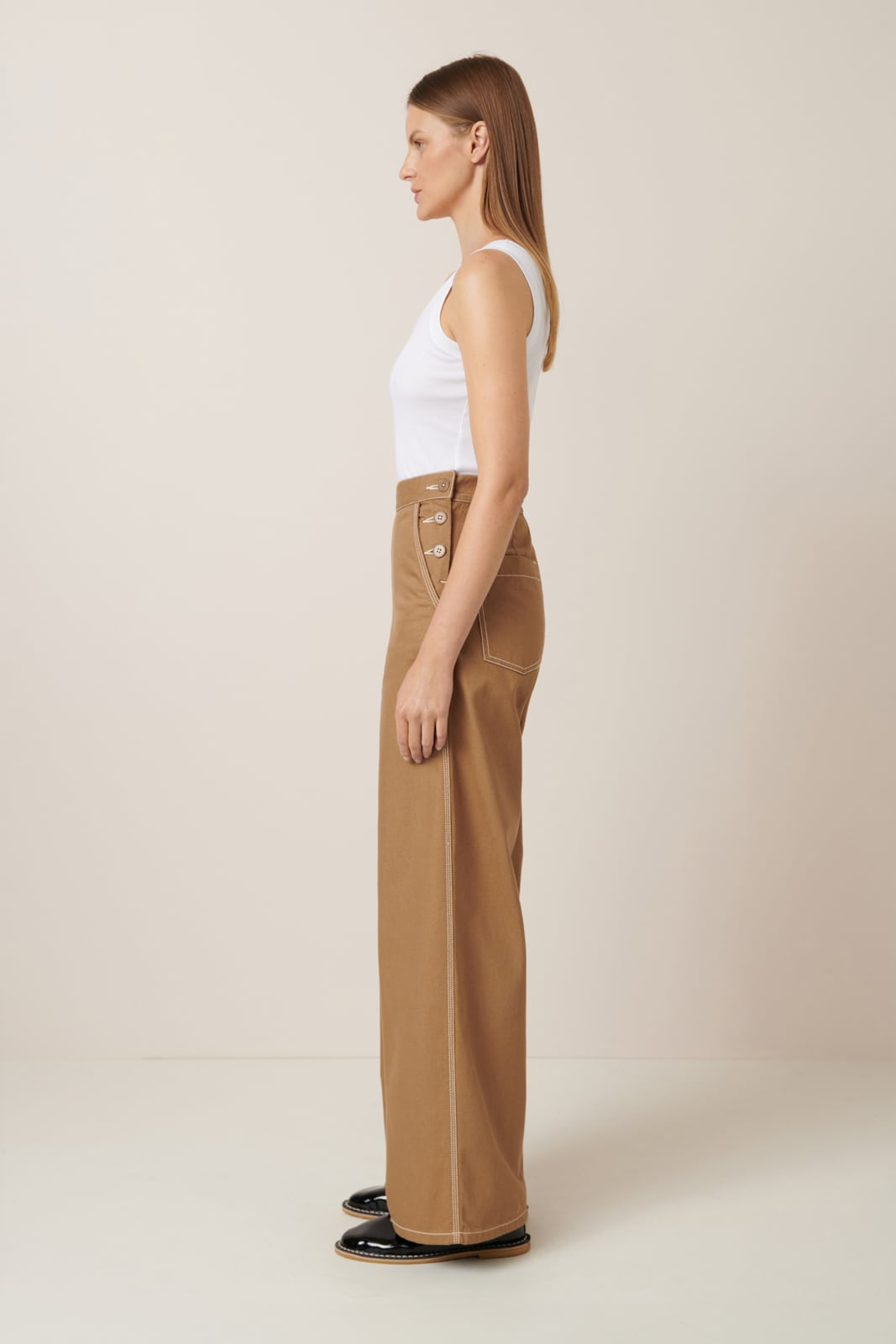 Kowtow Dungaree Jeans - Earth