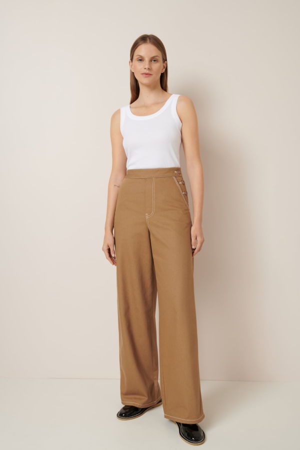 Kowtow Dungaree Jeans - Earth