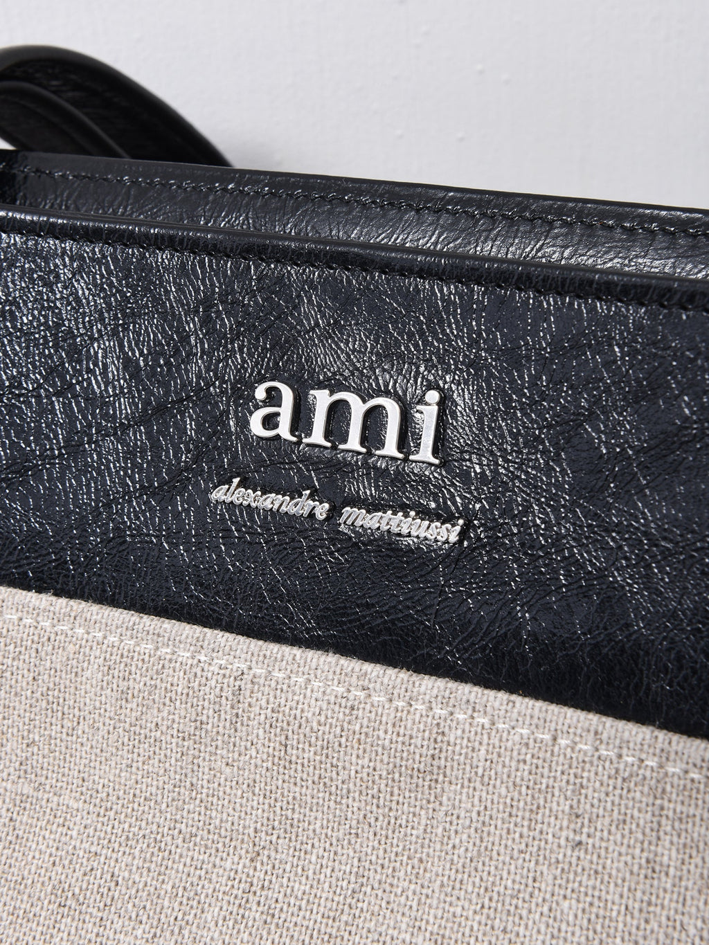 AMI EAST WEST AMI SHOPPING - NATURAL