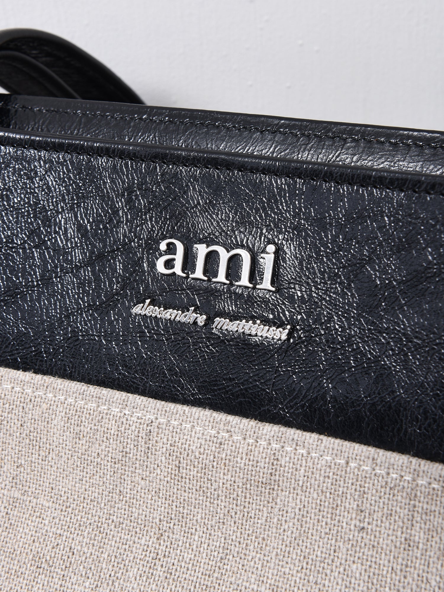 AMI EAST WEST AMI SHOPPING - NATURAL