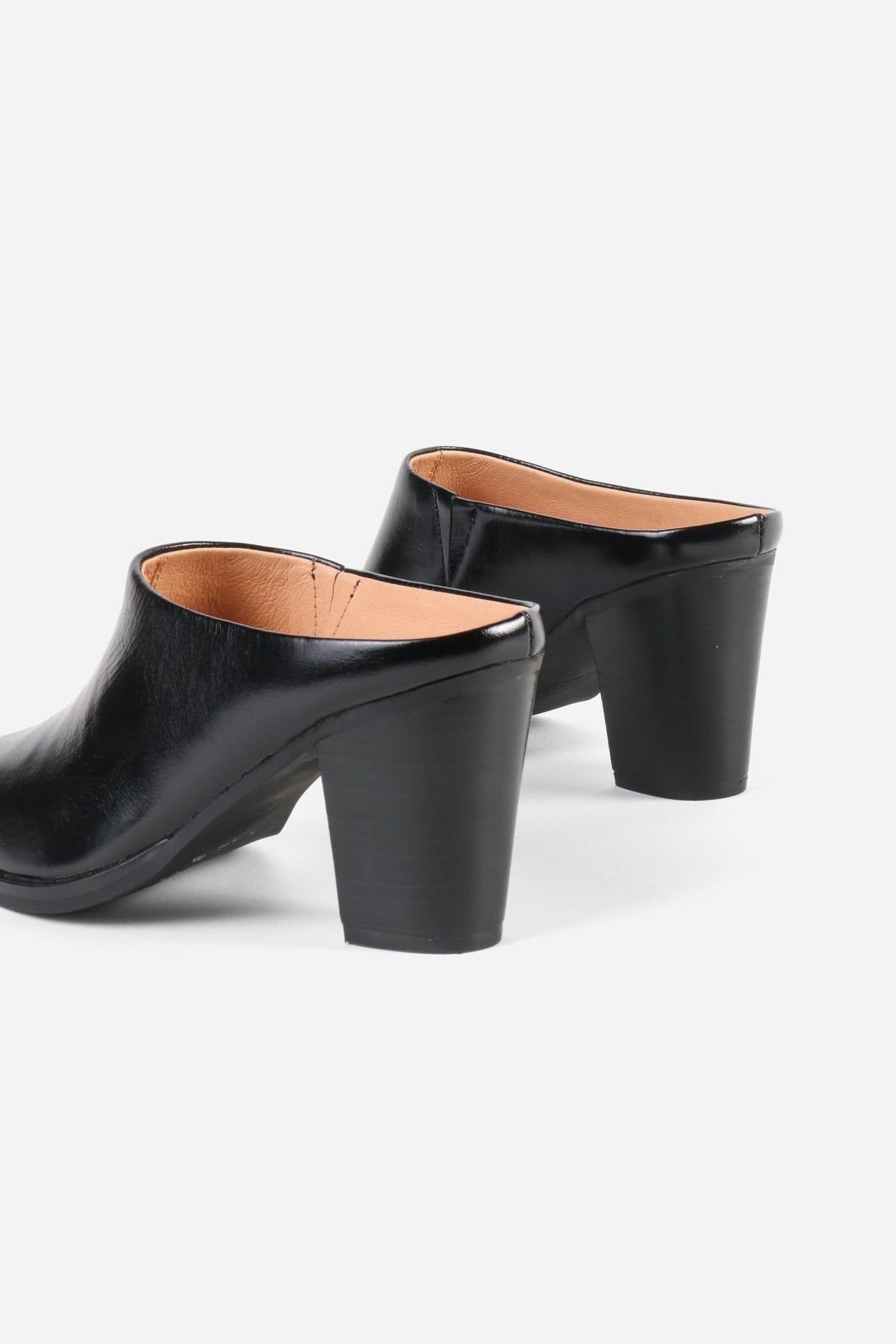 "INTENTIONALLY __________." Eden Leather Heeled Mule - Black
