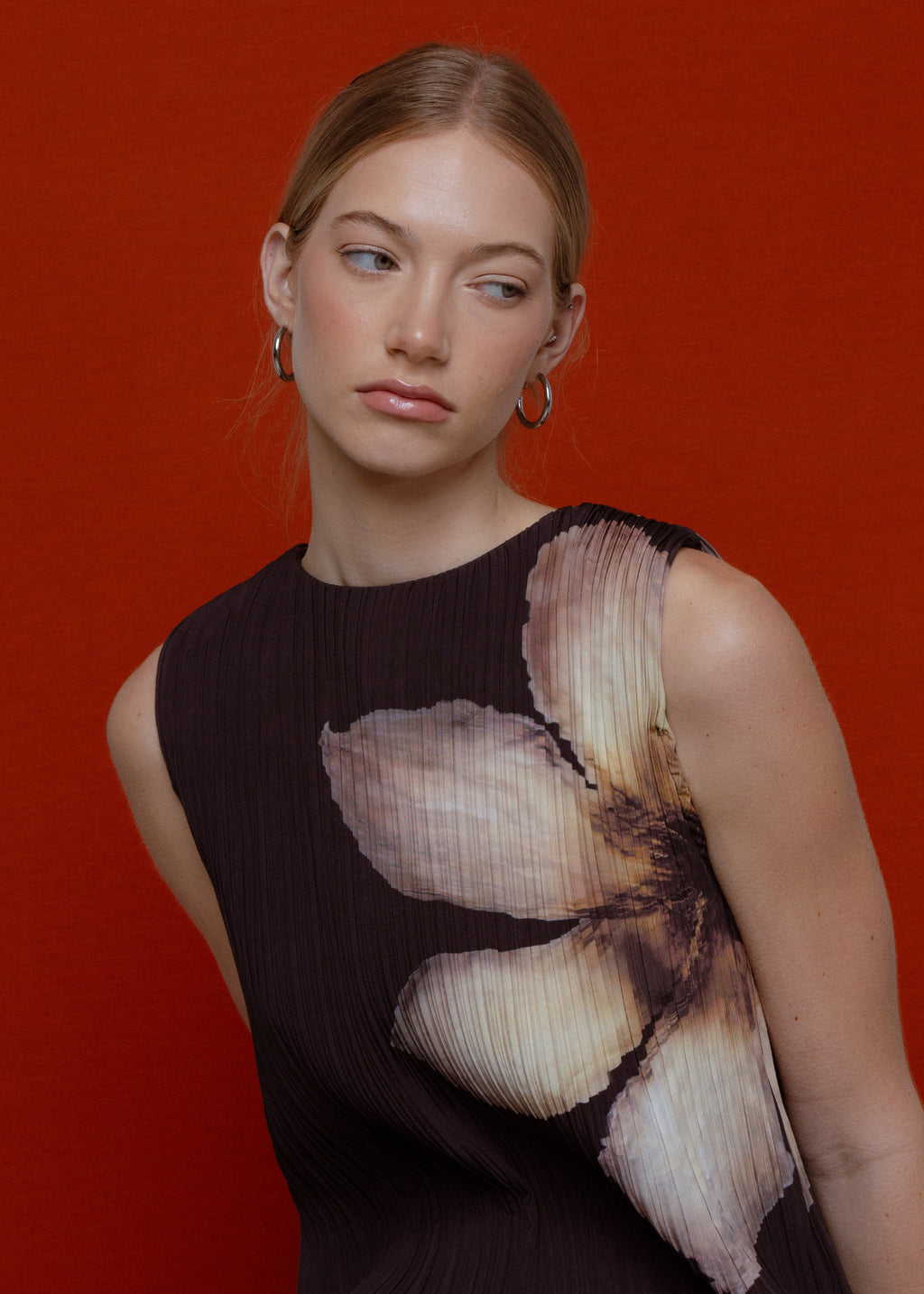 Esthé Pleated Floral Mini Dress