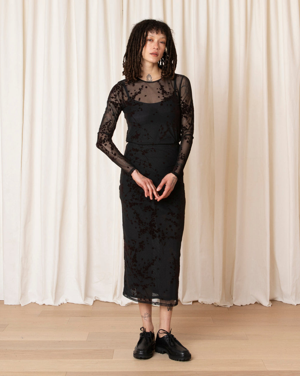 Ali Golden Floral Mesh Pencil Skirt