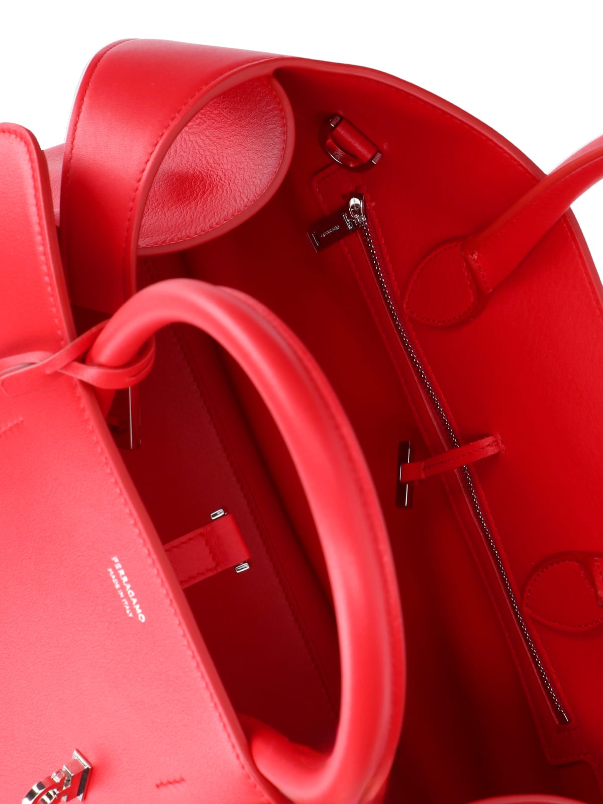 Ferragamo Hug M Handbag - Red